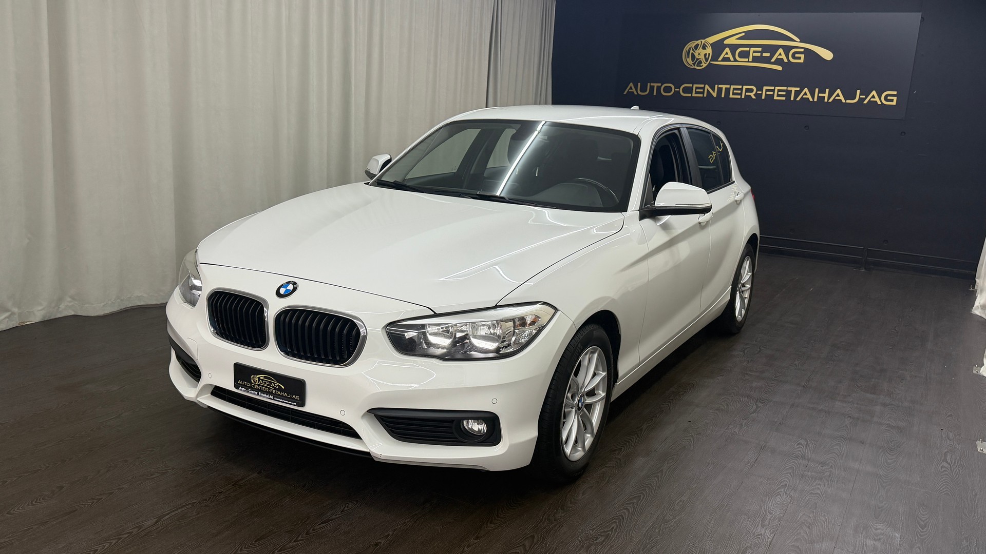 BMW 118i Steptronic-image-0