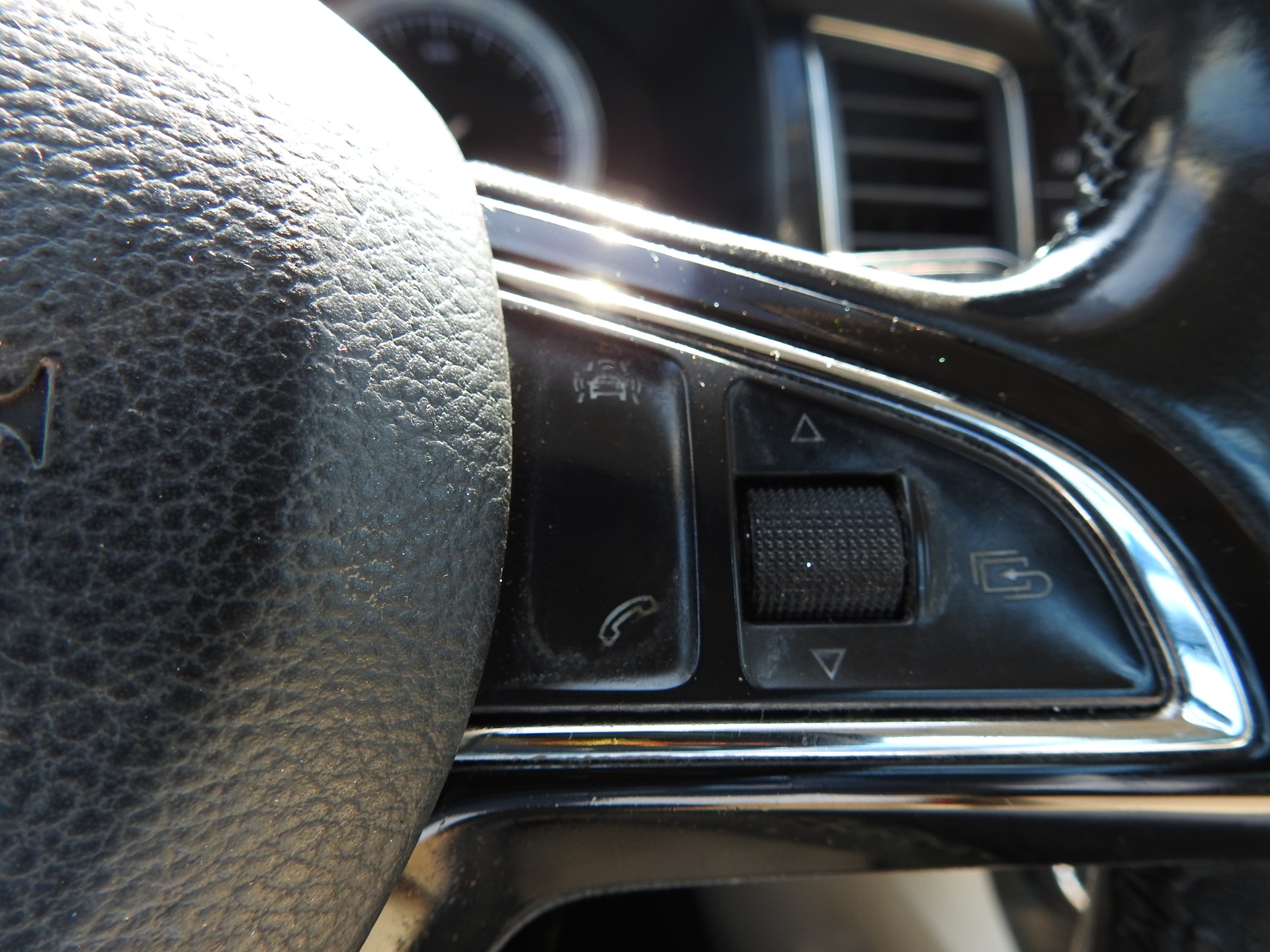 SKODA Kodiaq 2.0 TDI CR Ambition 4x4 DSG-image-27