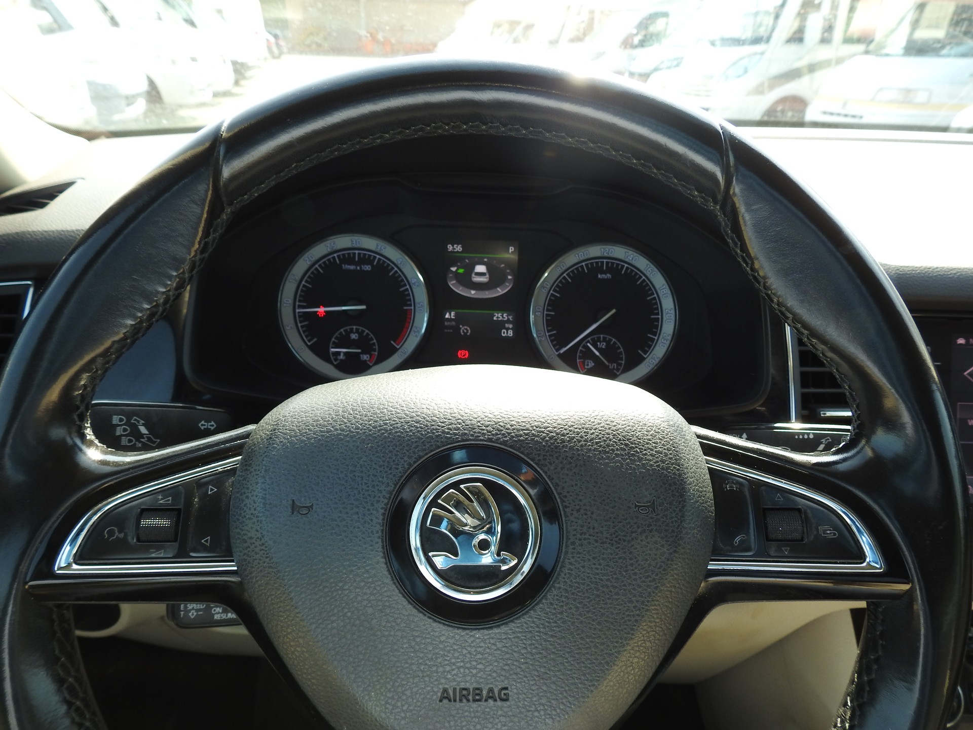 SKODA Kodiaq 2.0 TDI CR Ambition 4x4 DSG-image-30