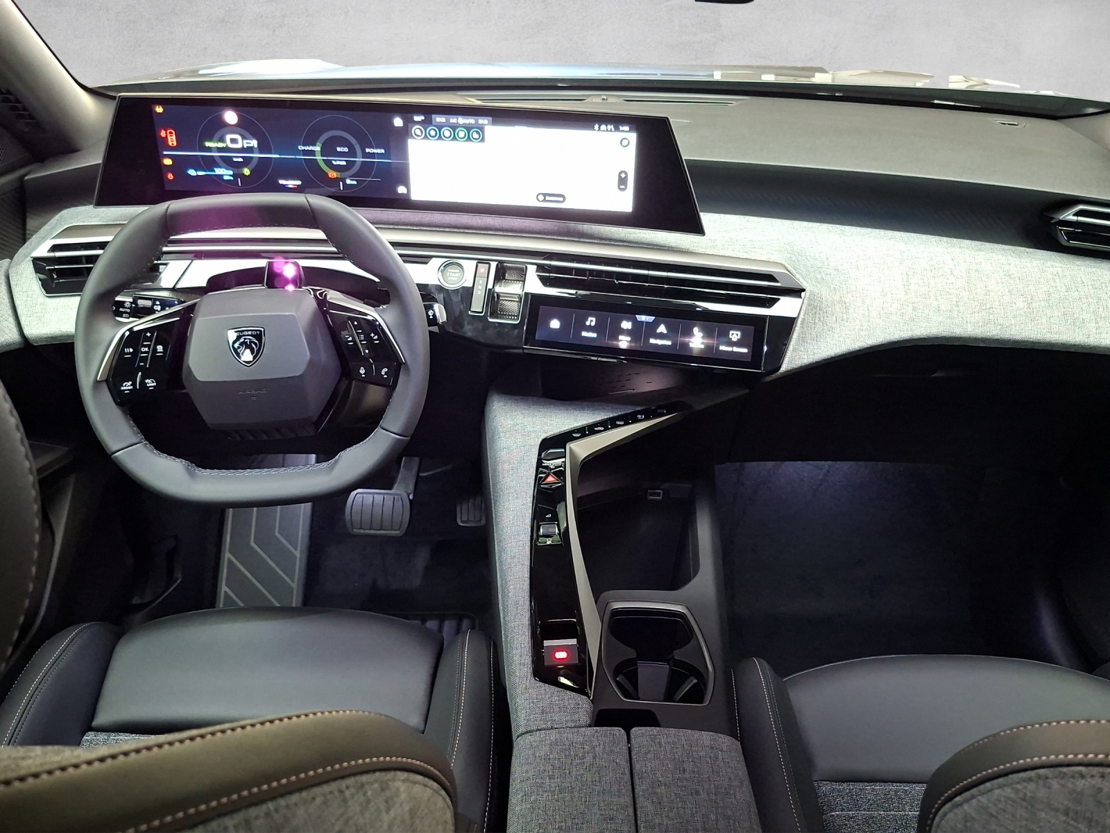 PEUGEOT 5008 e-Allure Premium AWD 73kWh-image-9