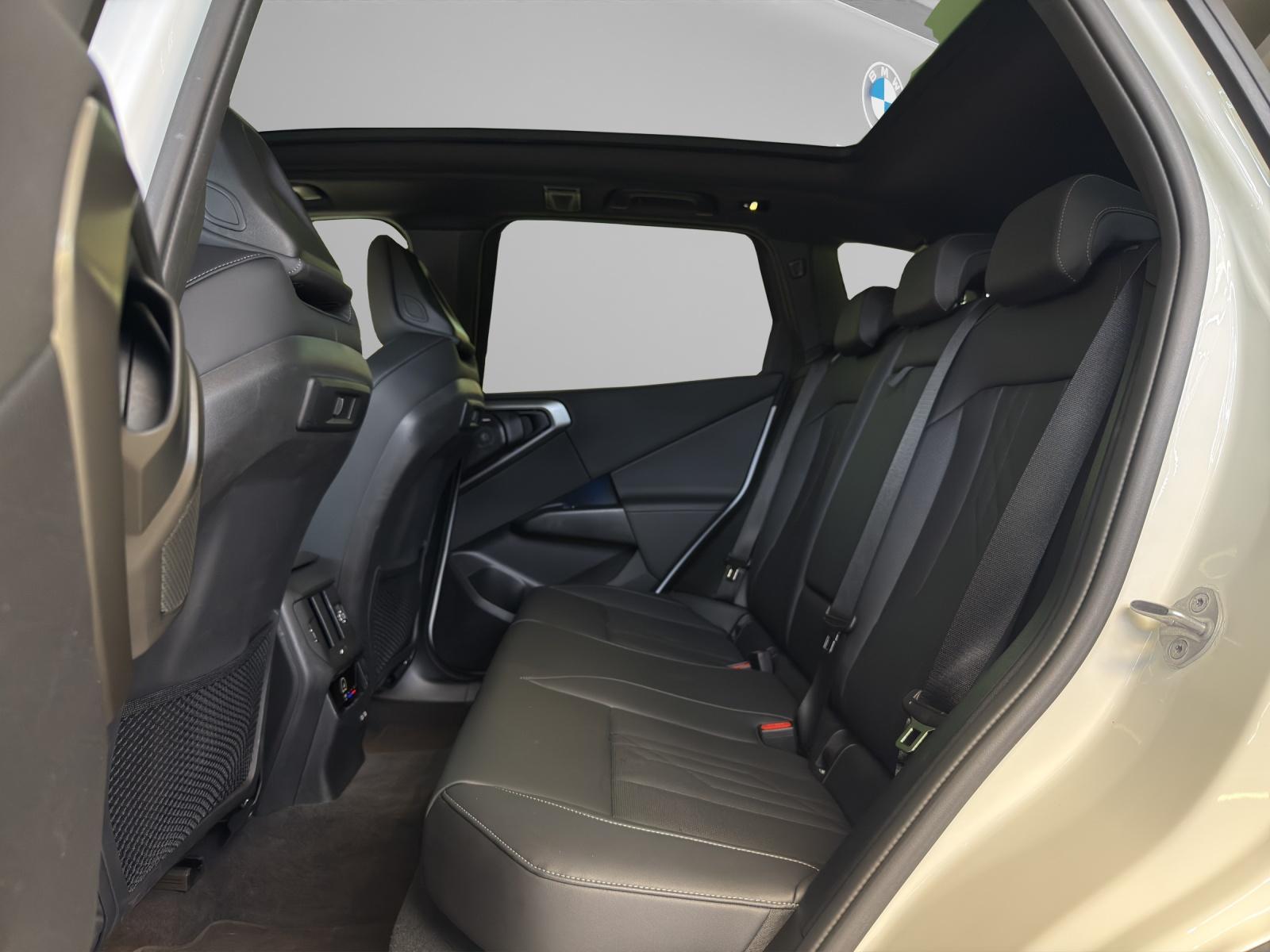 BMW X3 30e xDrive M-SportPaket-image-17