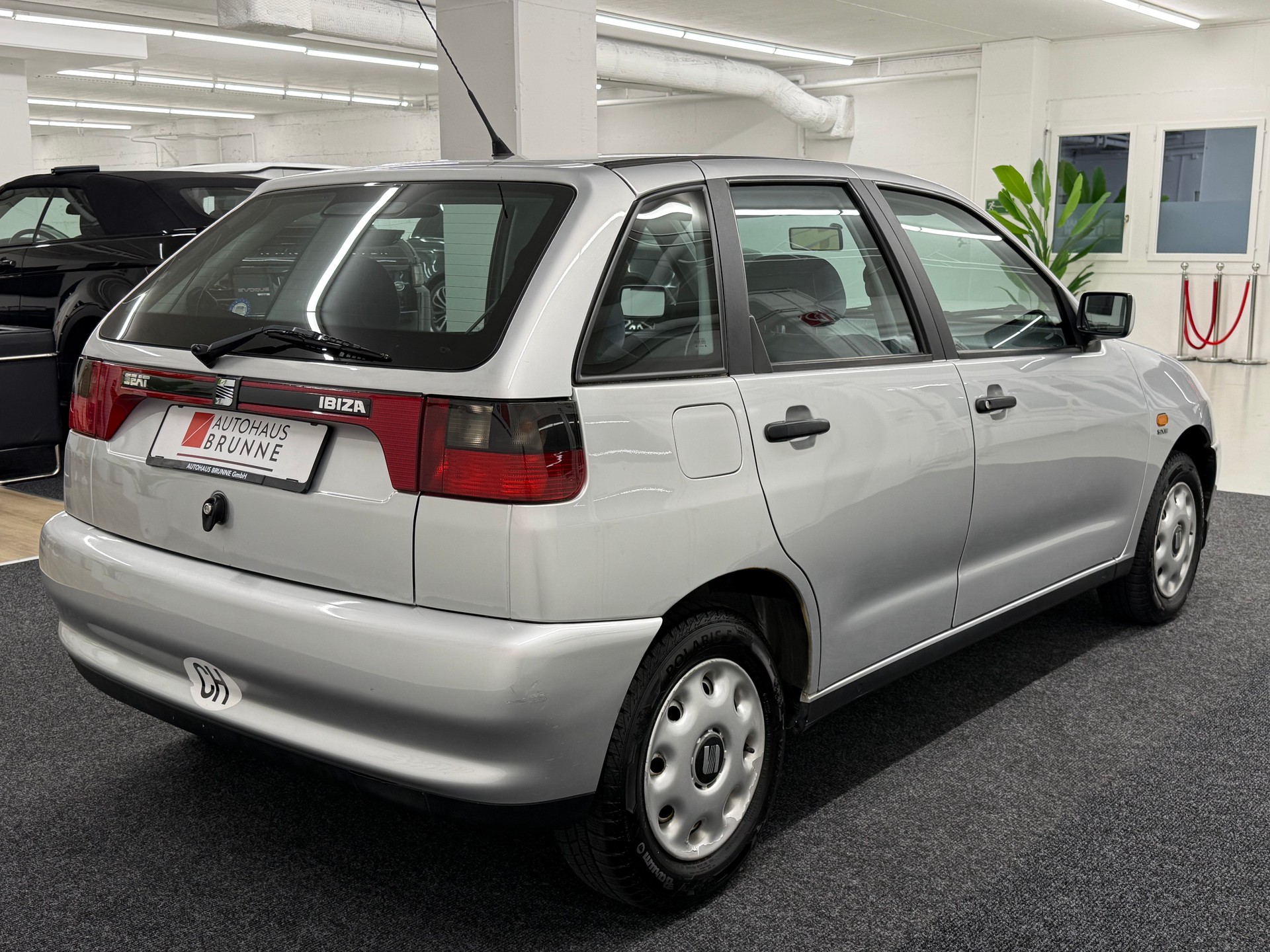SEAT Ibiza 1.4 SXE Swiss C.-showroom-element-3