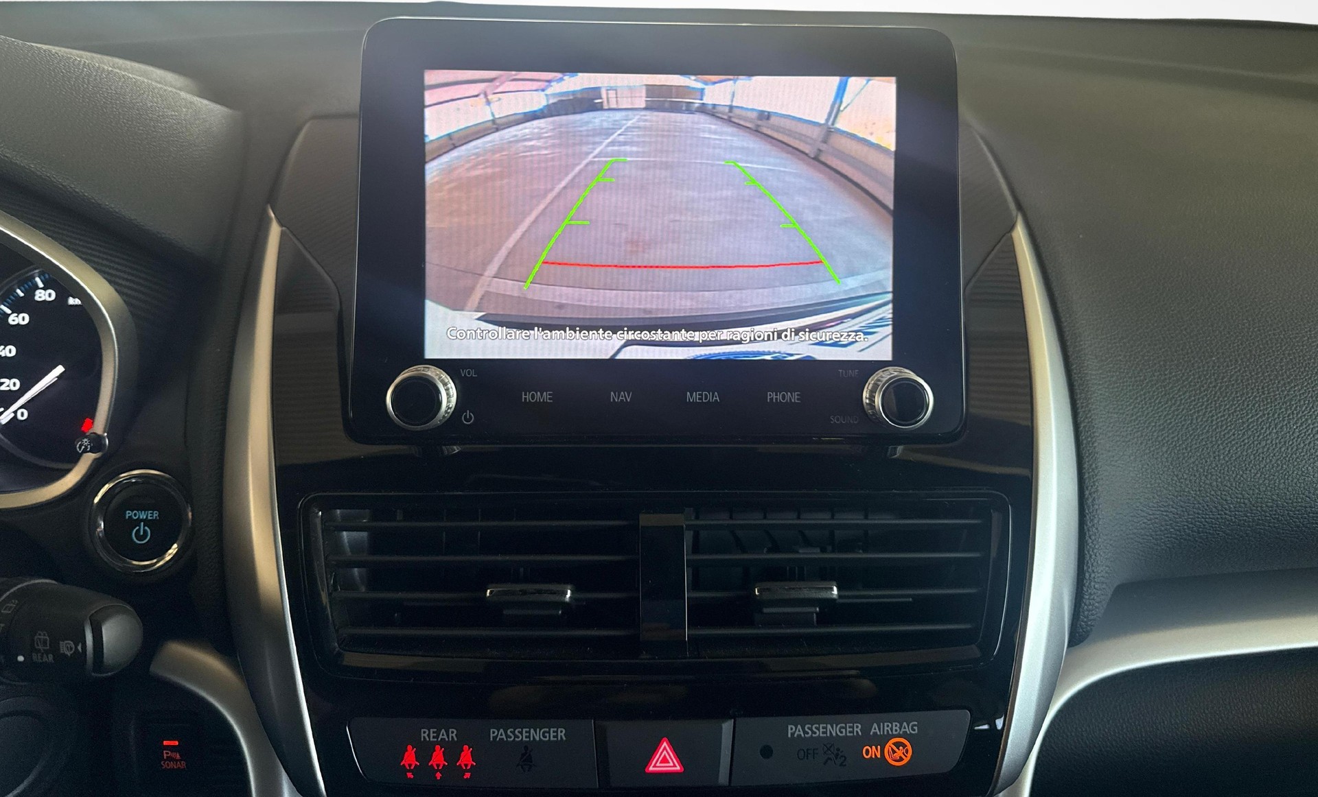 MITSUBISHI Eclipse Cross 2.4 PHEV Invite 4x4 - Ruote invernali incluse-image-14
