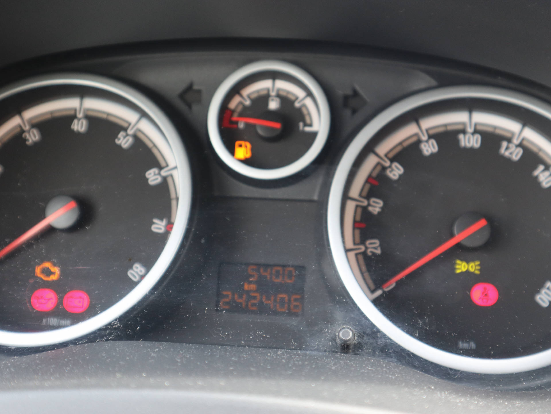 OPEL Corsa D 1.4i 16V TP Enjoy-image-12