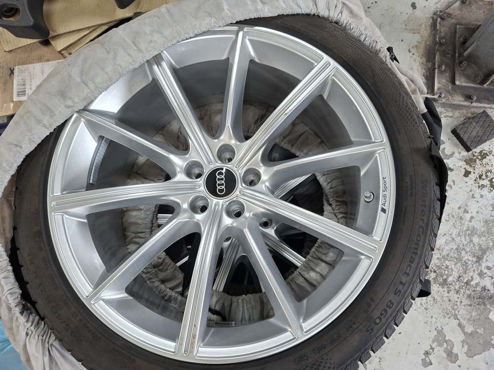 AUDI RS6 Avant 4.0 V8 TFSI performance quattro T-Tronic-image-19