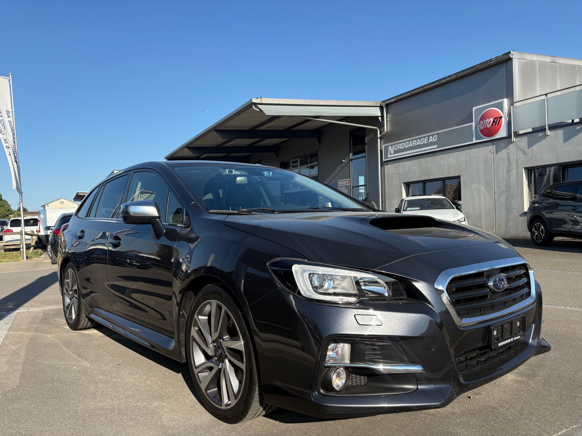 SUBARU Levorg 1.6 DIT Luxury-image-1