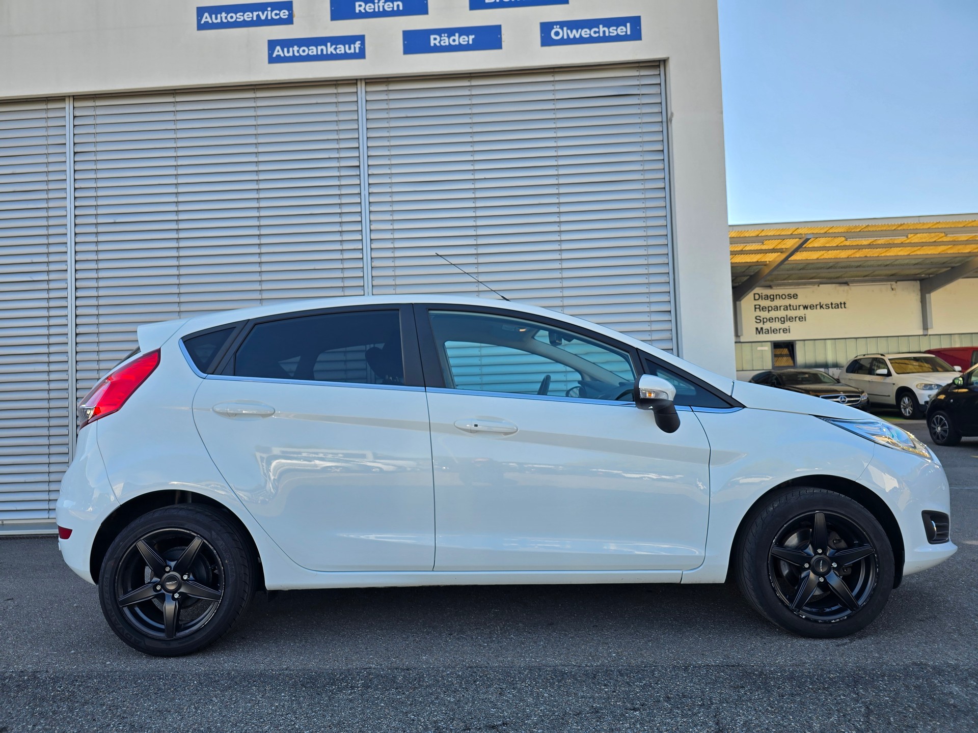 FORD Fiesta 1.0 SCTi Titanium PowerShift-image-5