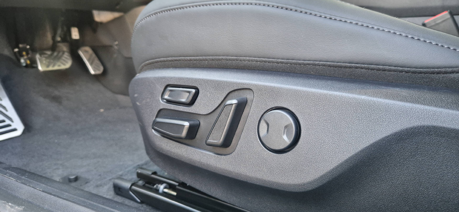 KIA EV4 Fastback 81 kWh GT-Line-image-6