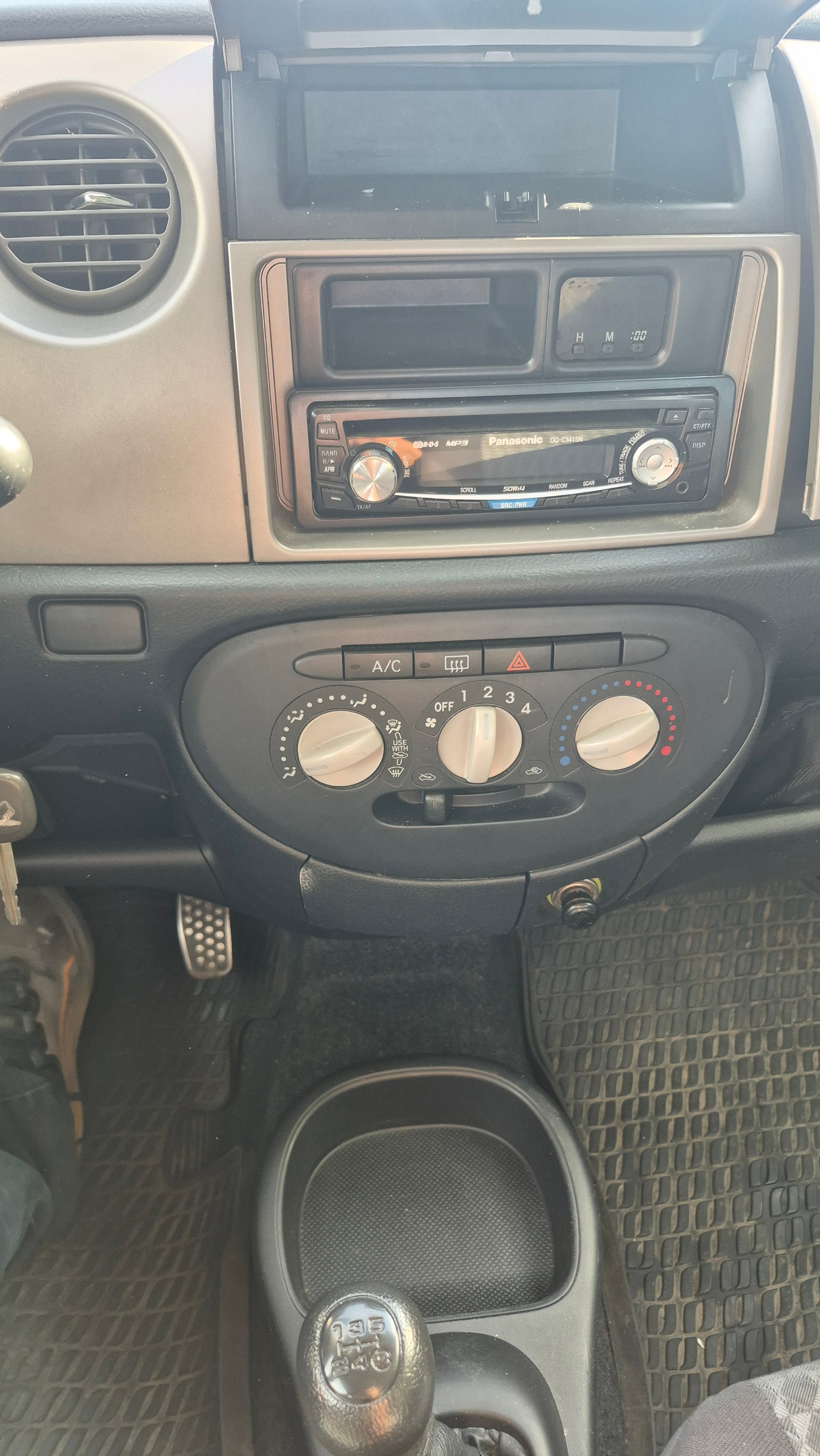 DAIHATSU Trevis 1.0-image-10