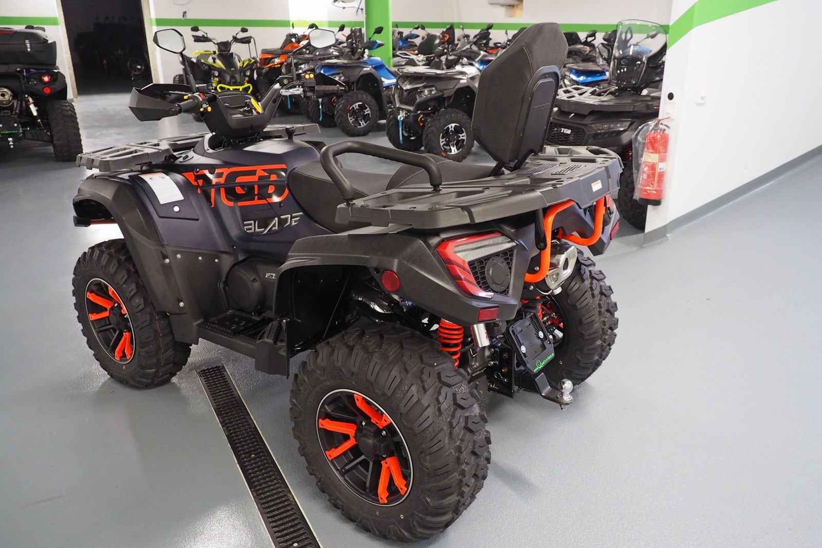 TGB Blade 1000 EFI LT Touring 4x4-image-4