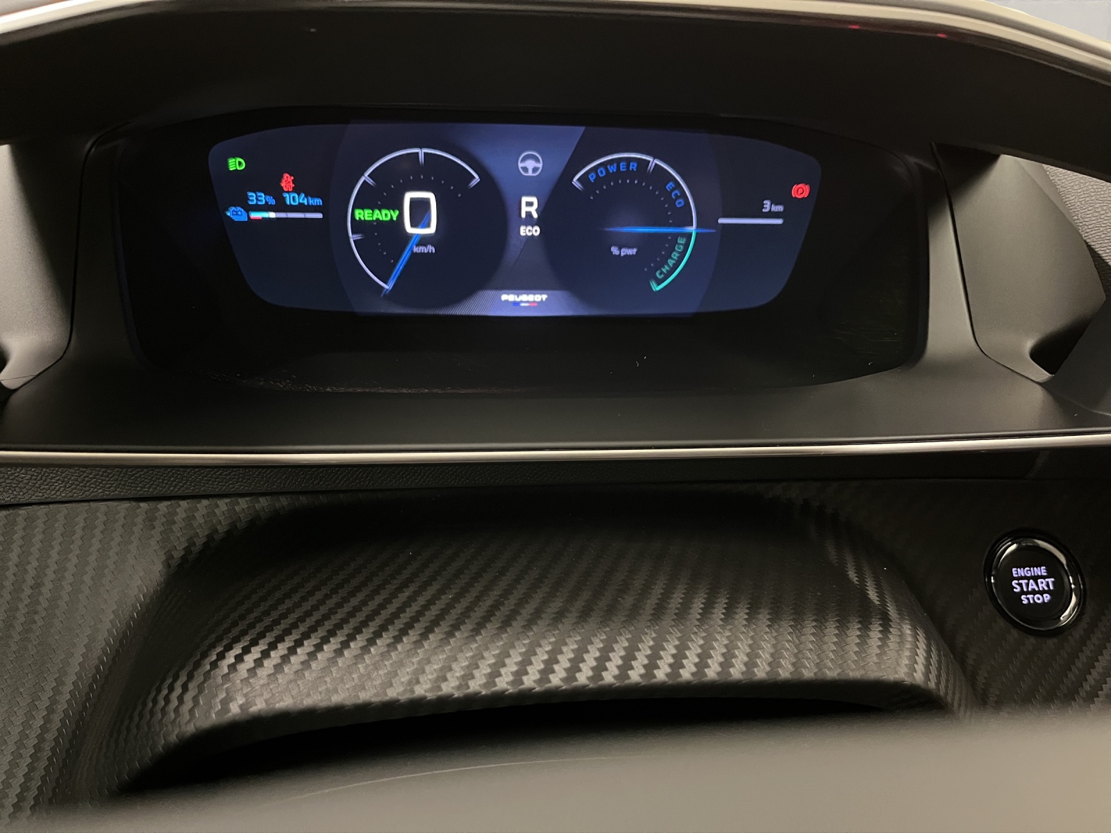 PEUGEOT 208 e-GT-image-9