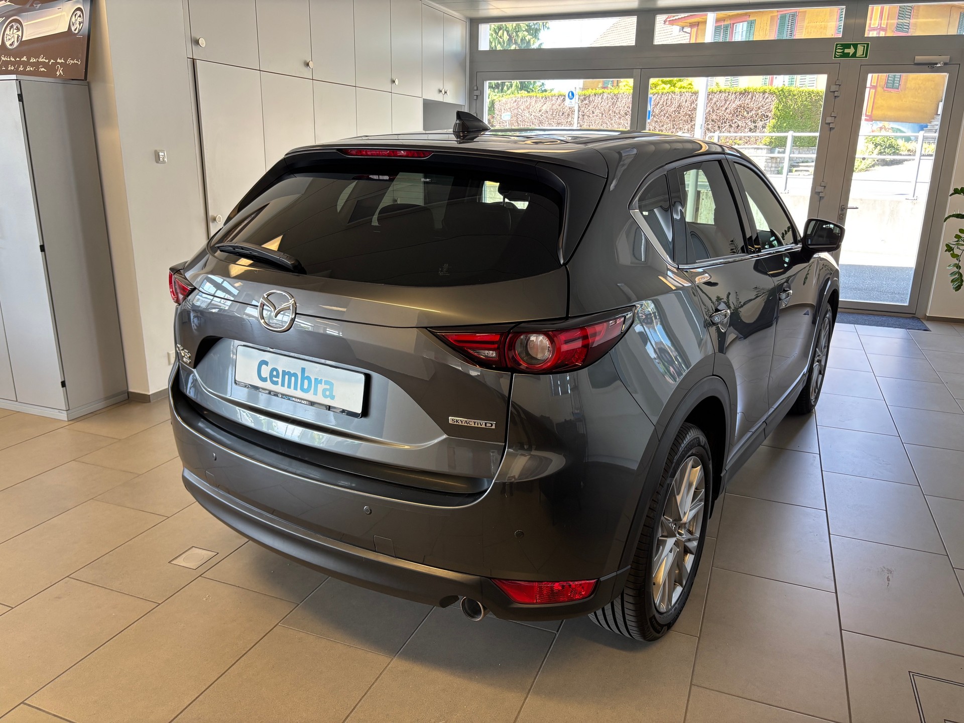 MAZDA CX-5 SKYACTIV-D 184 Revolution AWD Automat-image-2