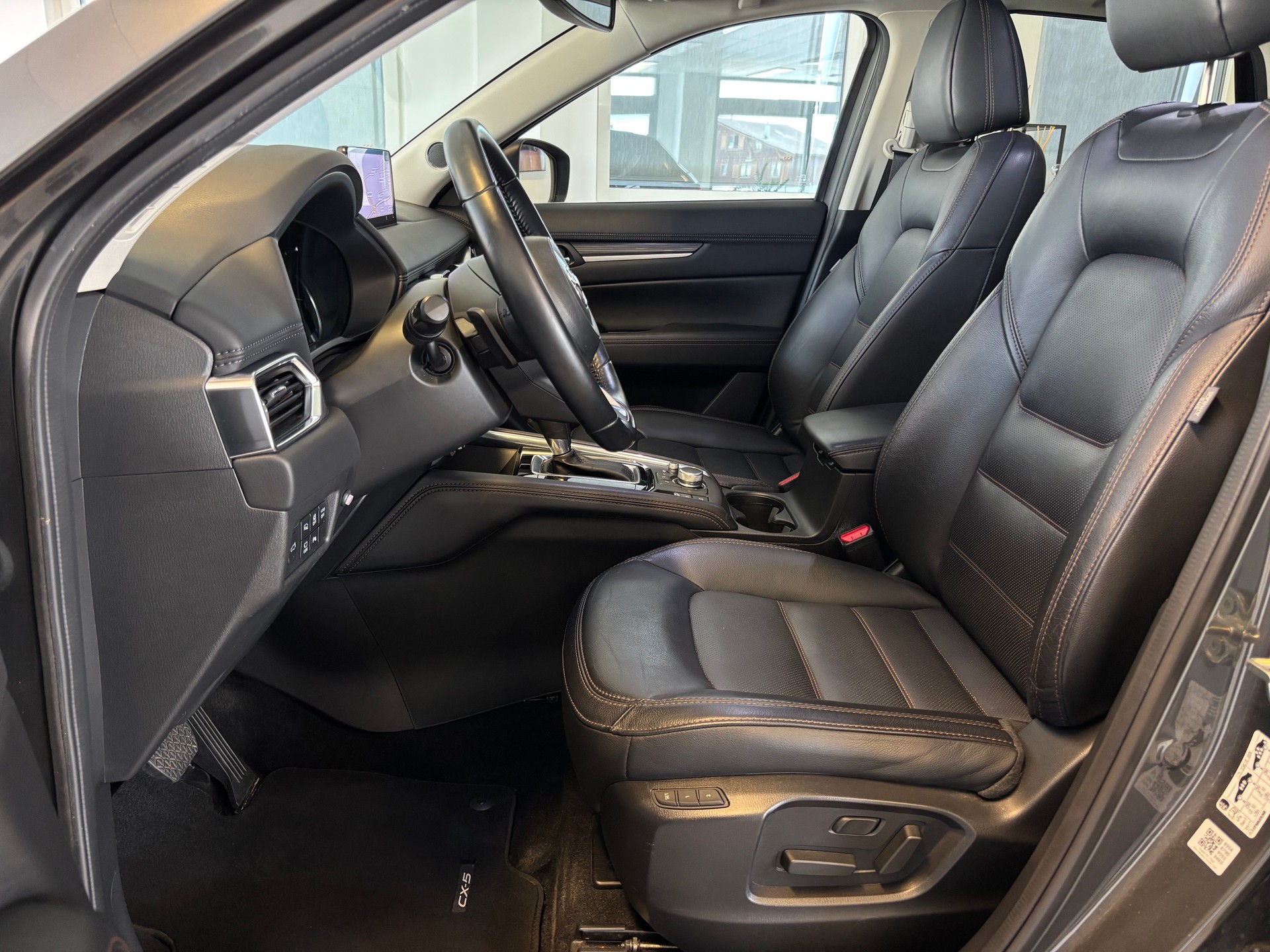 MAZDA CX-5 SKYACTIV-D 184 Revolution AWD Automat-image-6