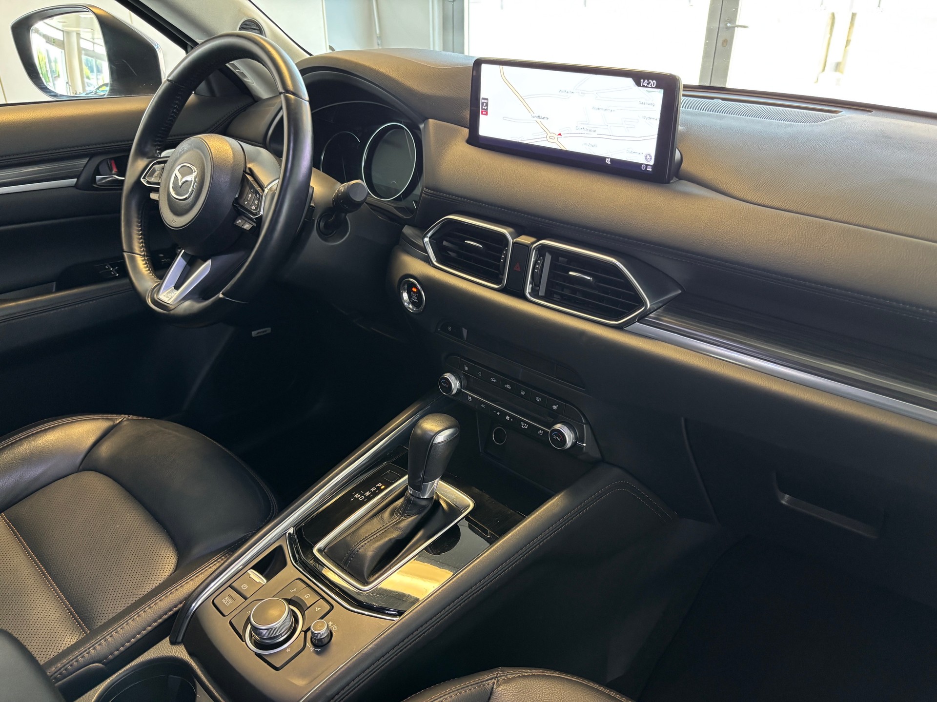 MAZDA CX-5 SKYACTIV-D 184 Revolution AWD Automat-image-8