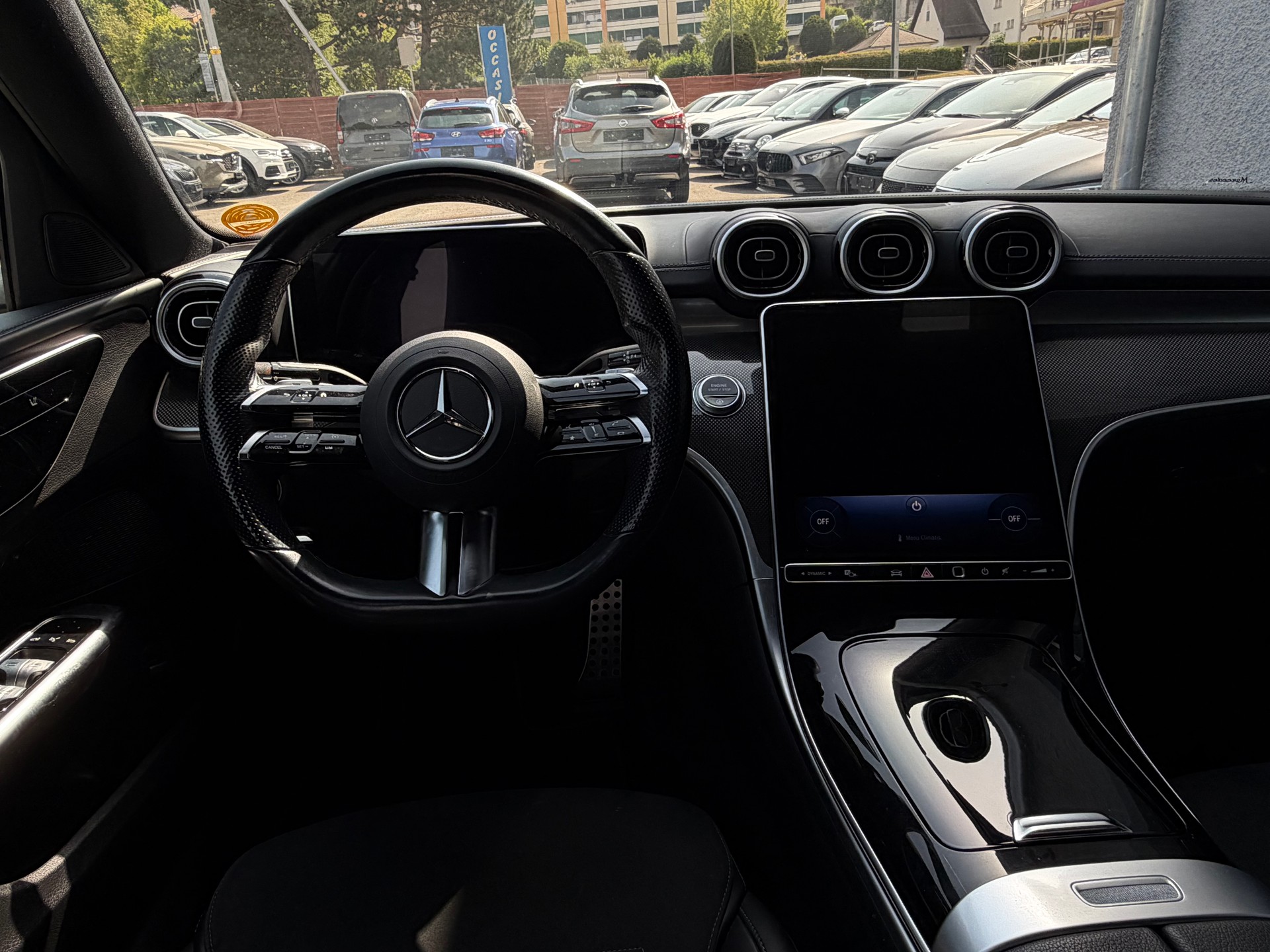 MERCEDES-BENZ C 220 d 4Matic AMG Line-image-5