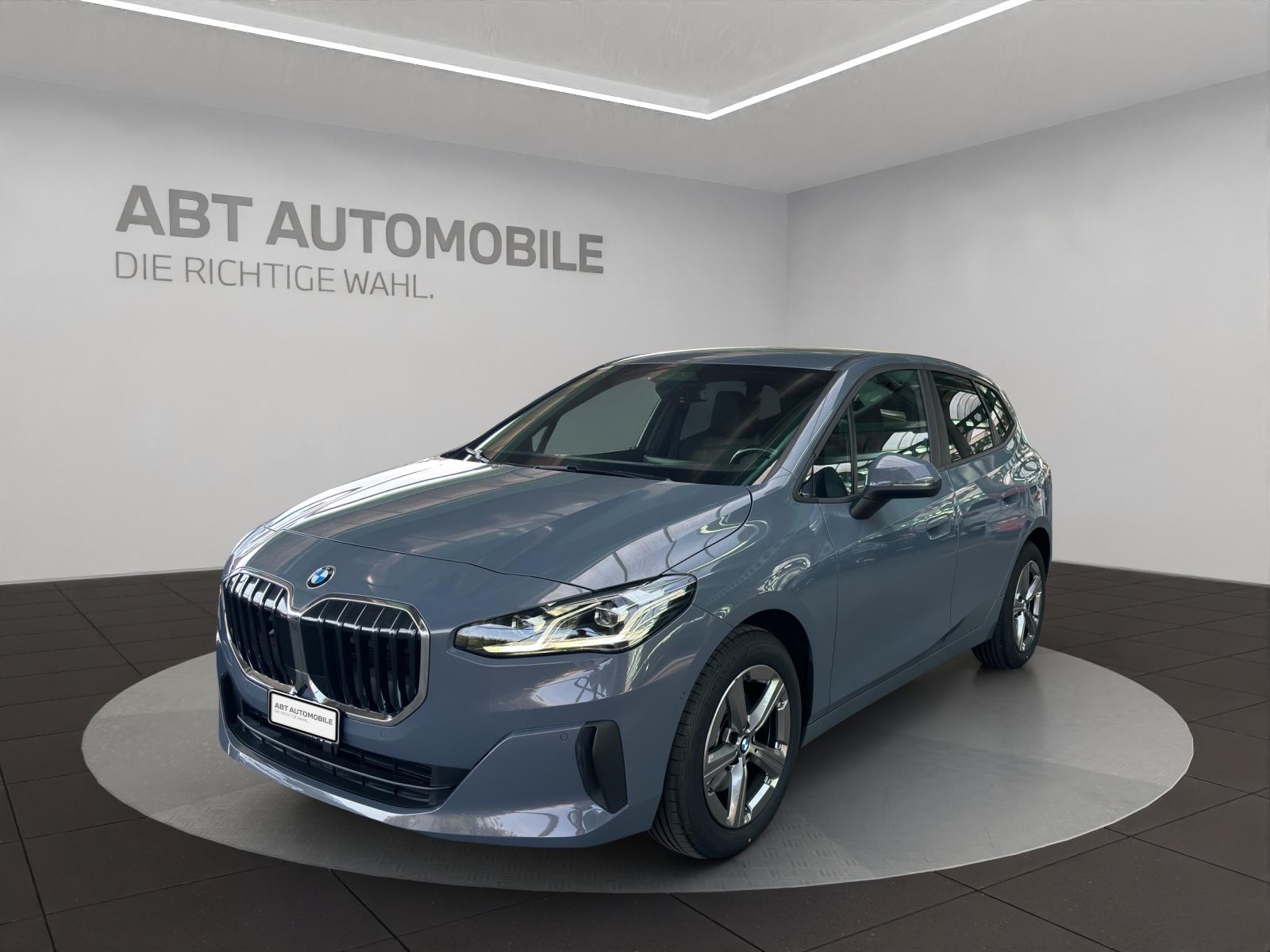 BMW 218i Active Tourer-image-0