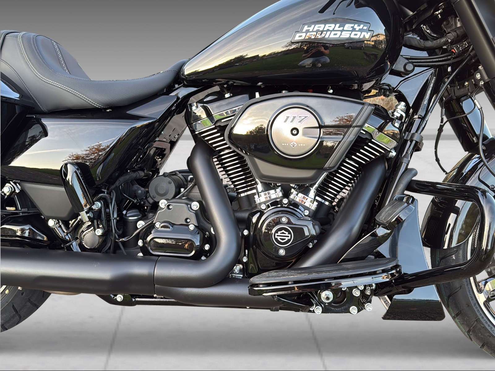 HARLEY-DAVIDSON FLHX Street Glide Black Finish 117-image-4
