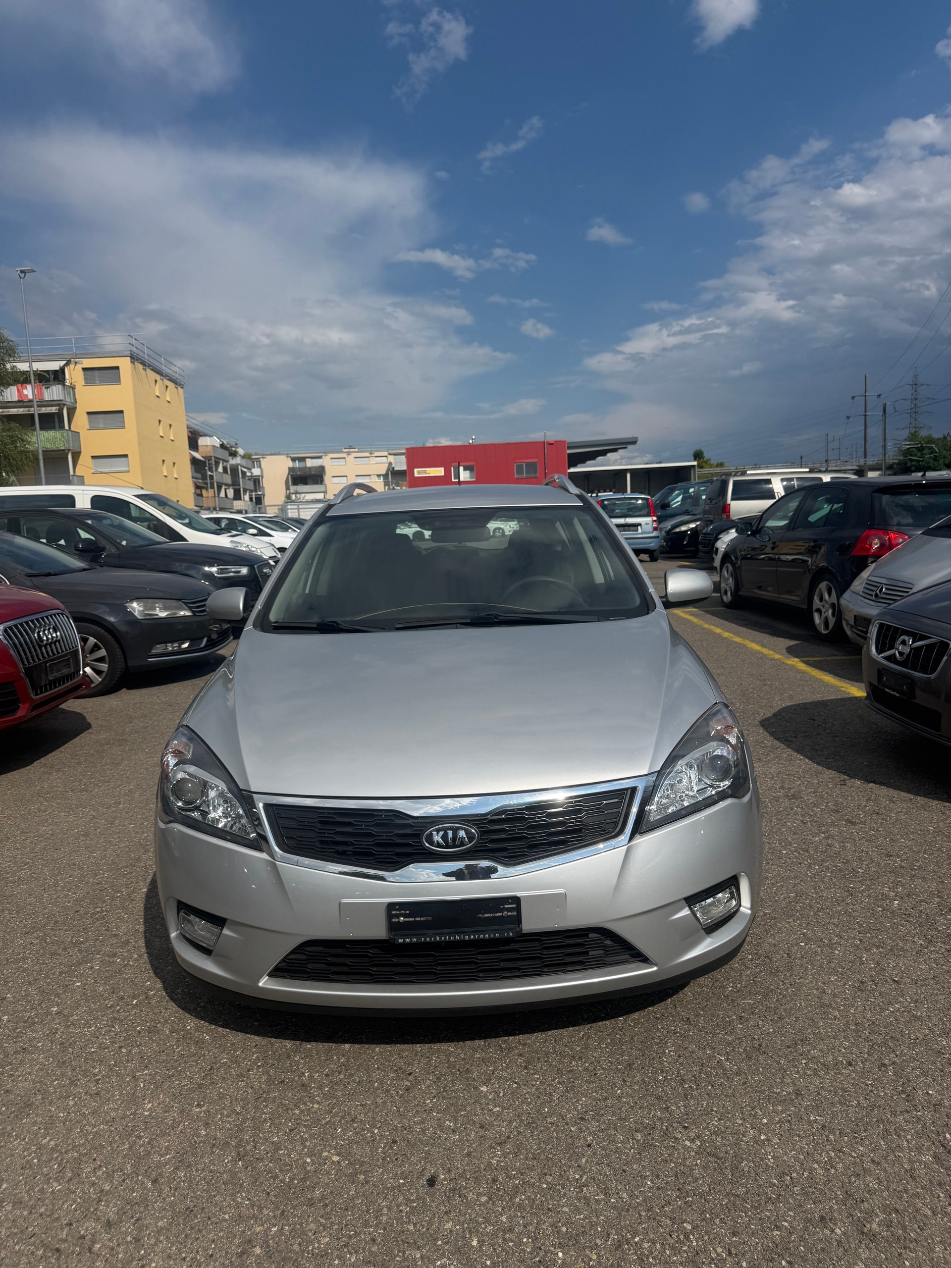KIA Cee'd Sporty Wagon 1.4 16V _seven-image-0
