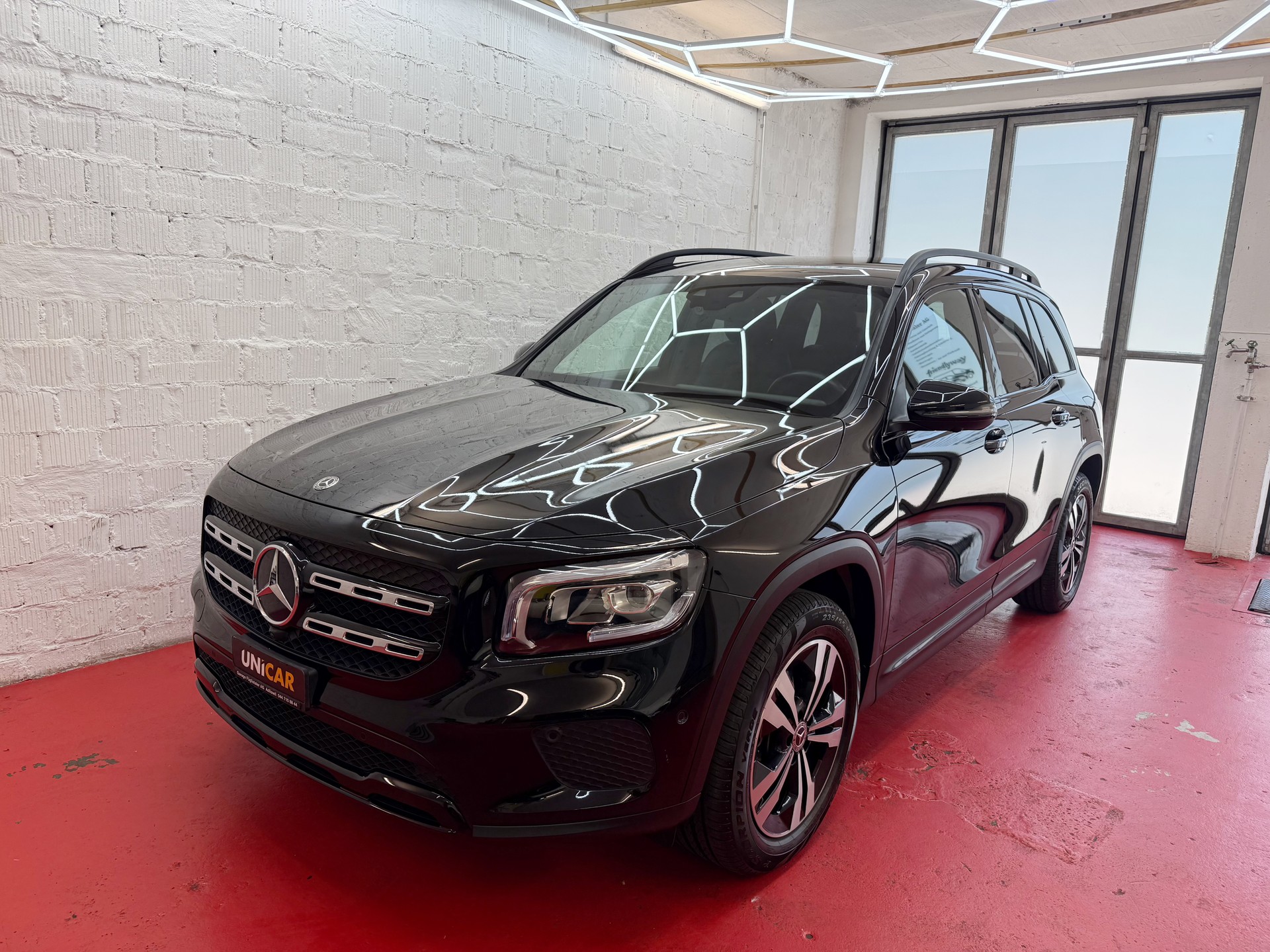 MERCEDES-BENZ GLB 200 7G-Tronic