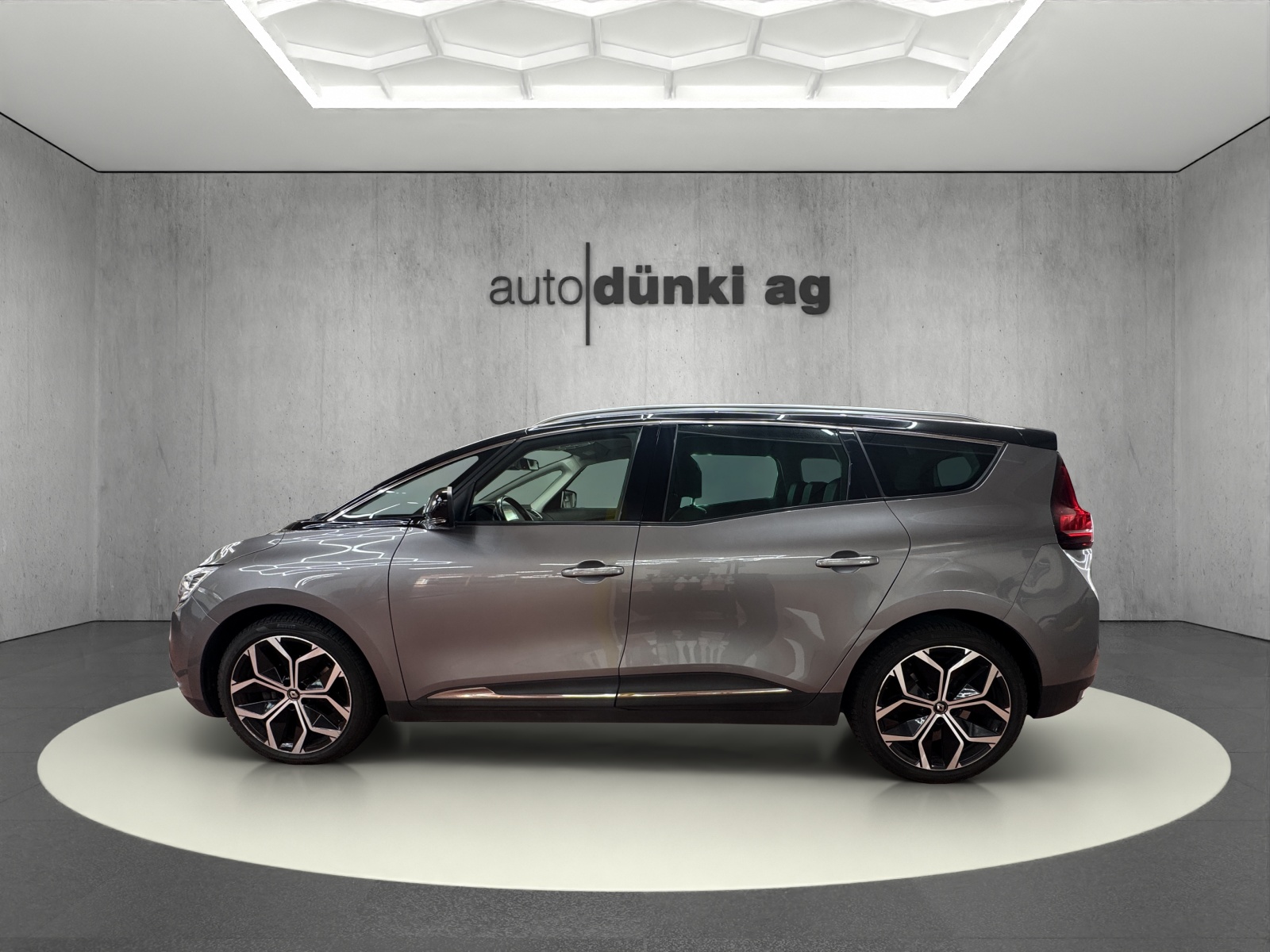 RENAULT Grand Scénic 1.3 16V Turbo Intens EDC-image-1