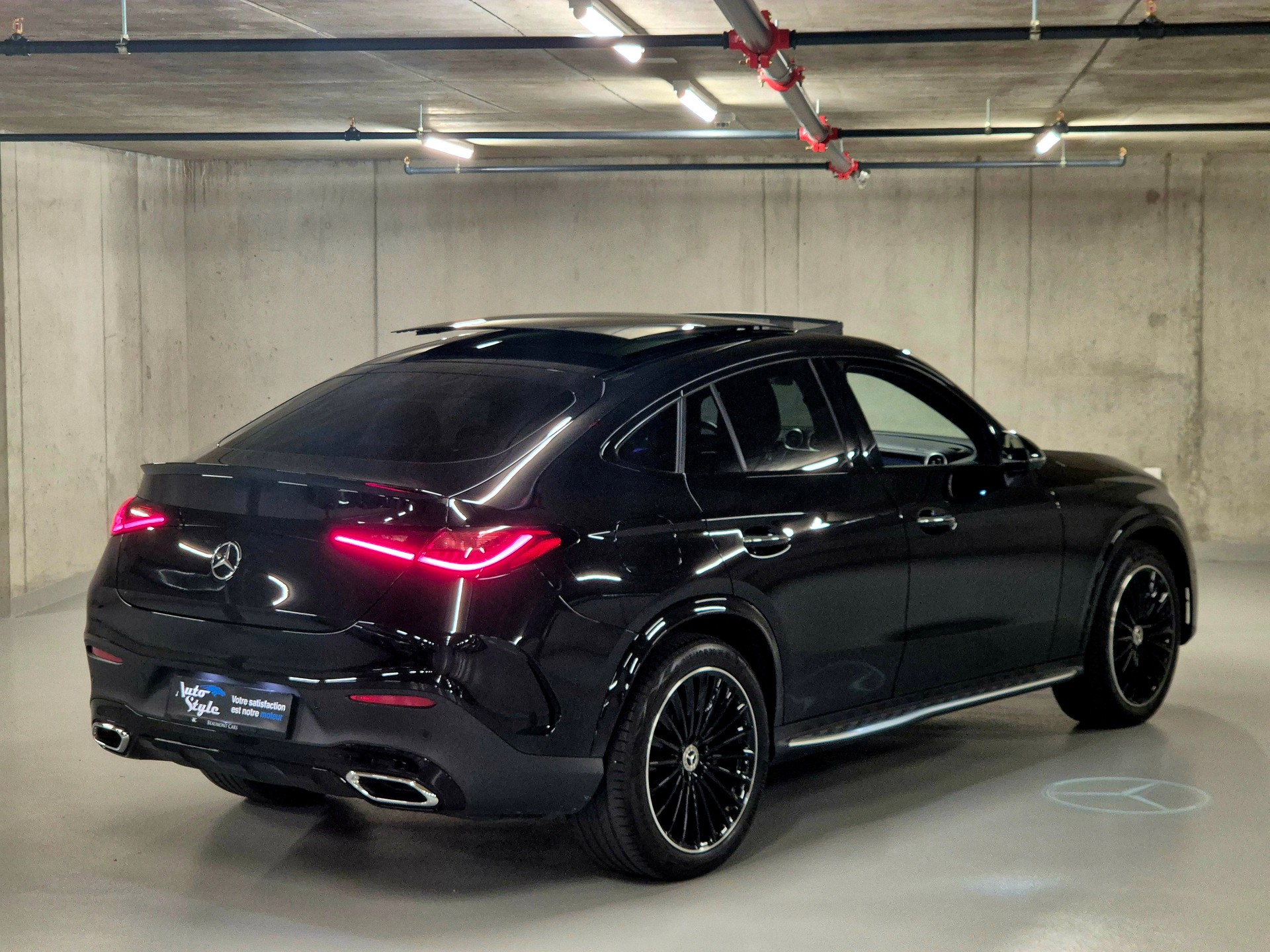 MERCEDES-BENZ GLC Coupé 300 d AMG-Line 4Matic 9G-Tronic-image-5