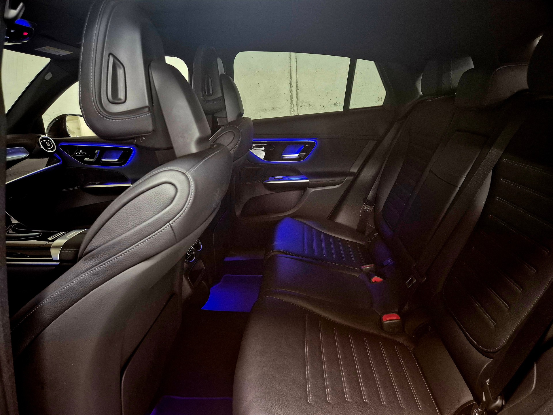 MERCEDES-BENZ GLC Coupé 300 d AMG-Line 4Matic 9G-Tronic-image-13
