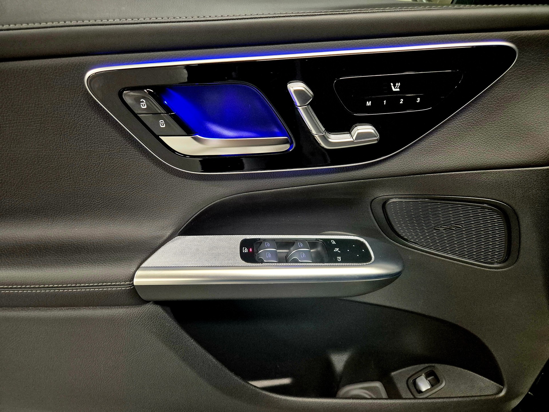 MERCEDES-BENZ GLC Coupé 300 d AMG-Line 4Matic 9G-Tronic-image-14