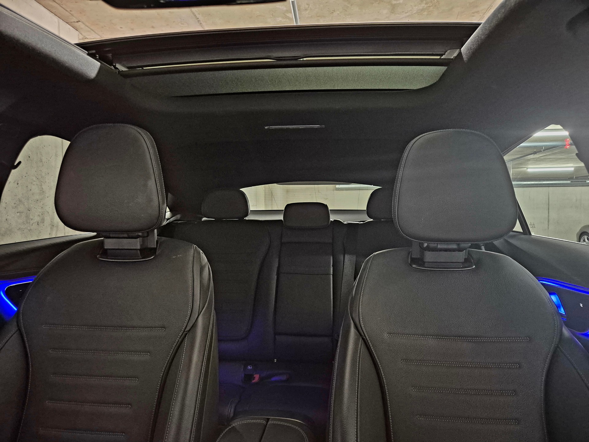 MERCEDES-BENZ GLC Coupé 300 d AMG-Line 4Matic 9G-Tronic-image-16