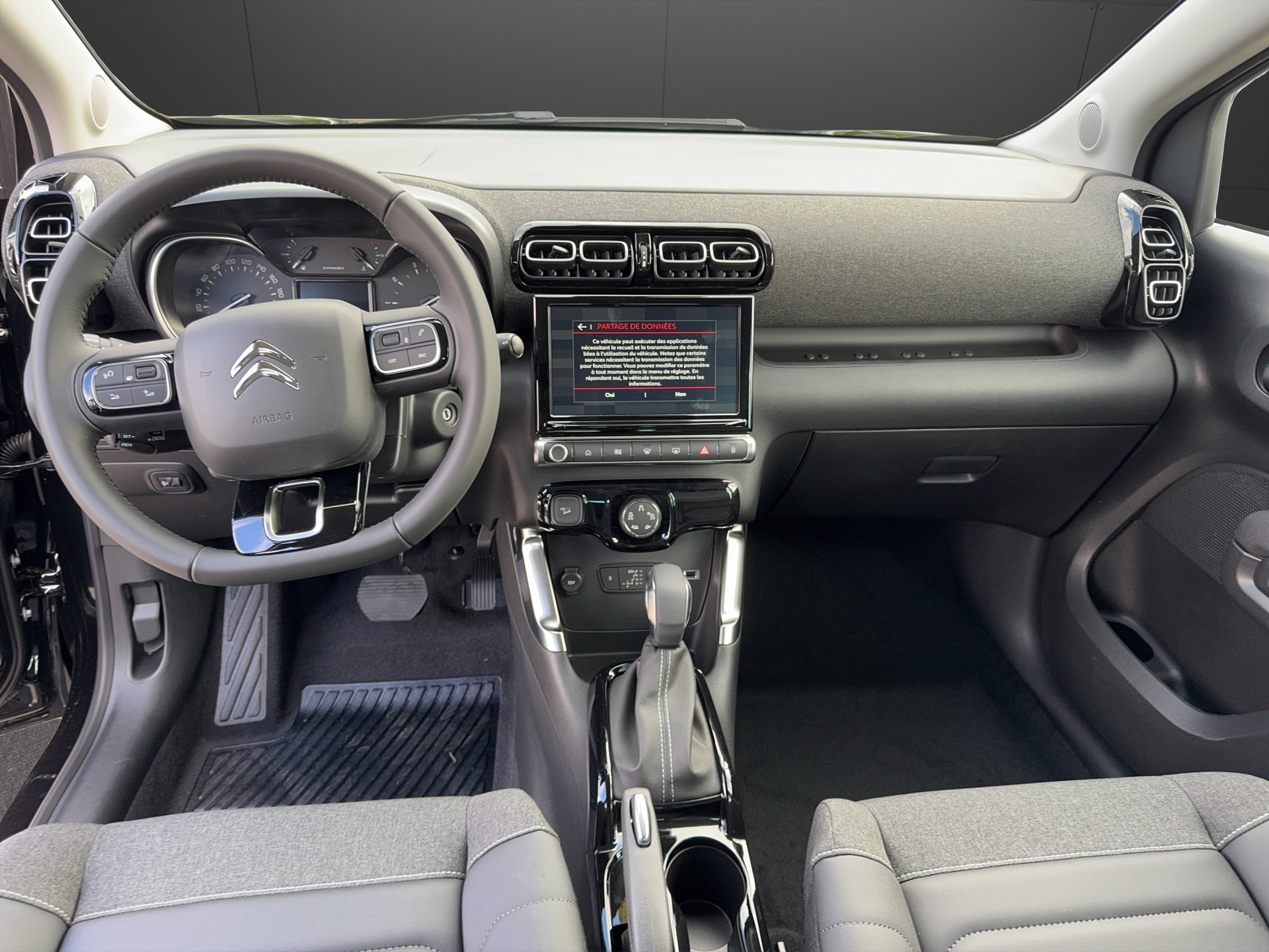 CITROEN C3 Aircross 1.2 Swiss Edition + EAT6-image-6