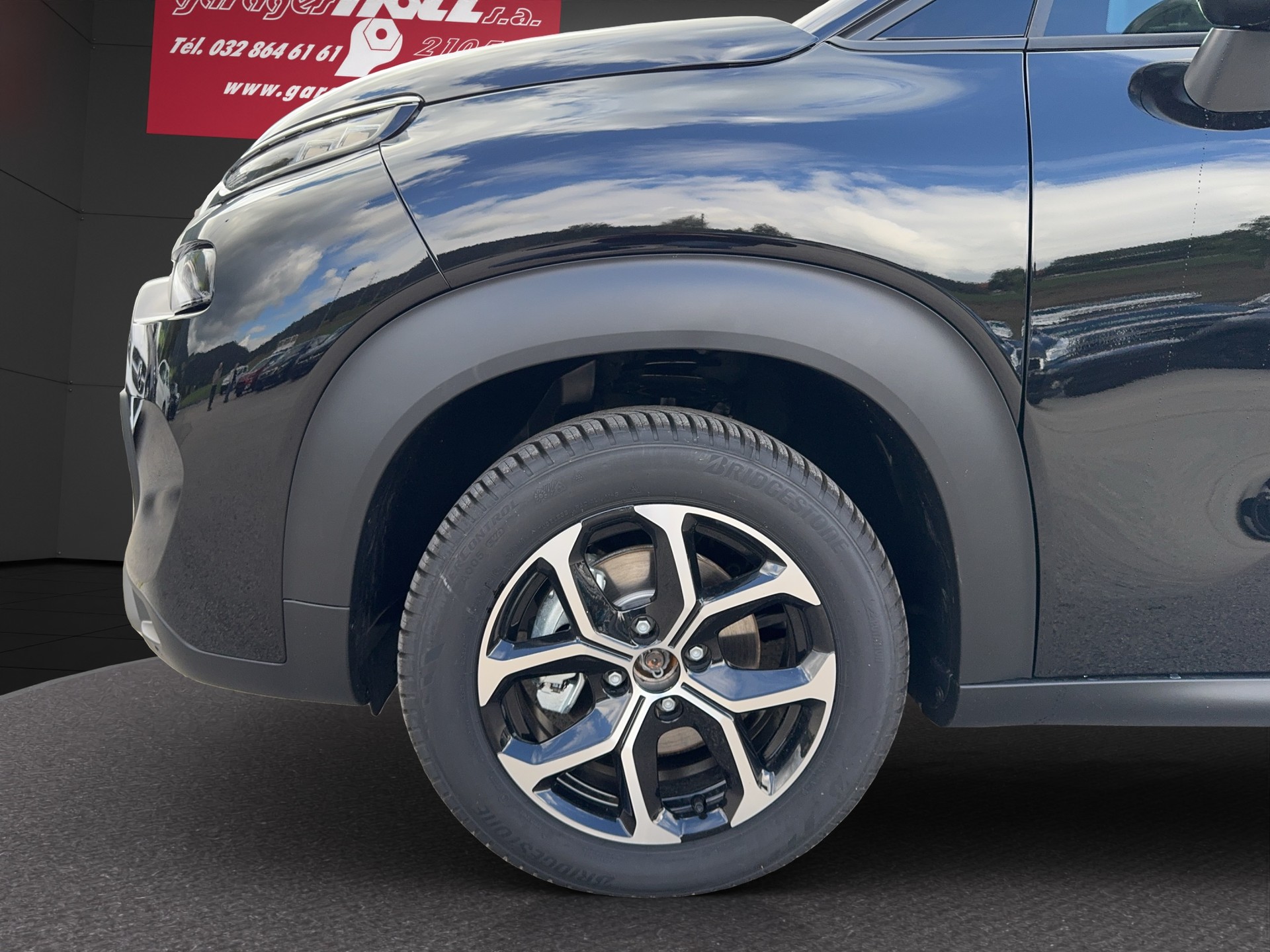 CITROEN C3 Aircross 1.2 Swiss Edition + EAT6-image-3