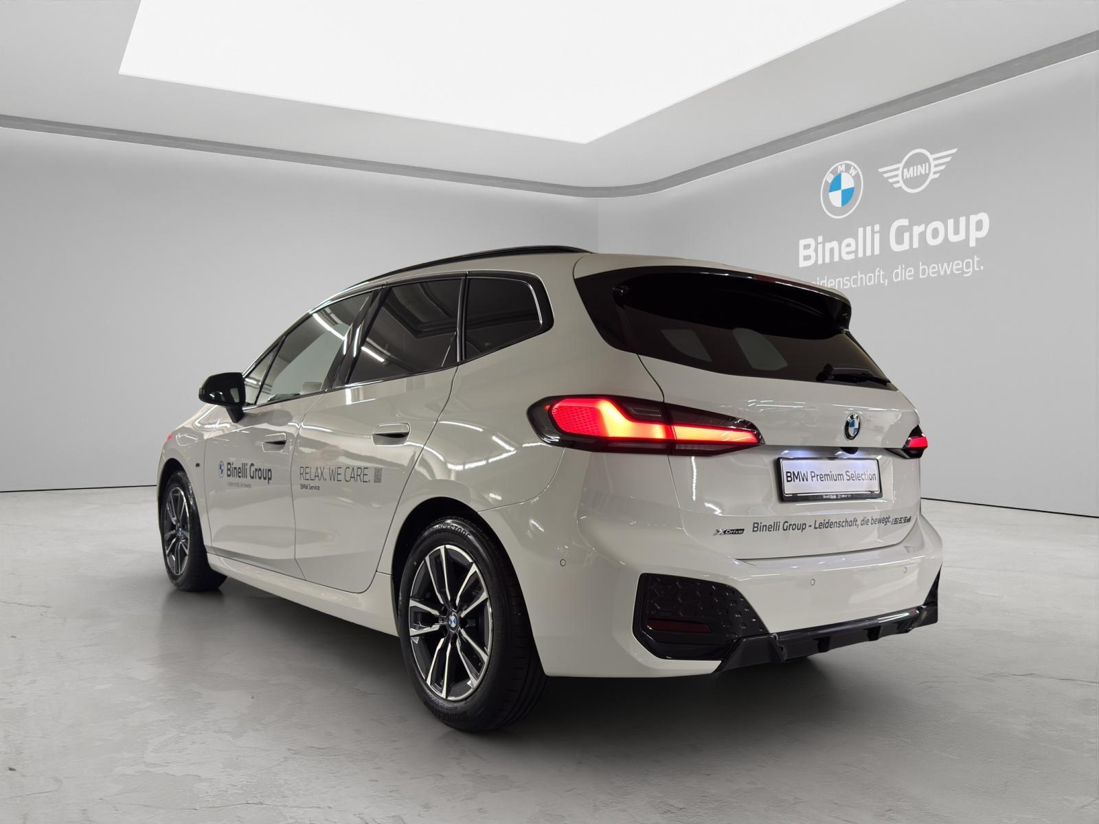 BMW 223d xDrive Active Tourer-showroom-element-2