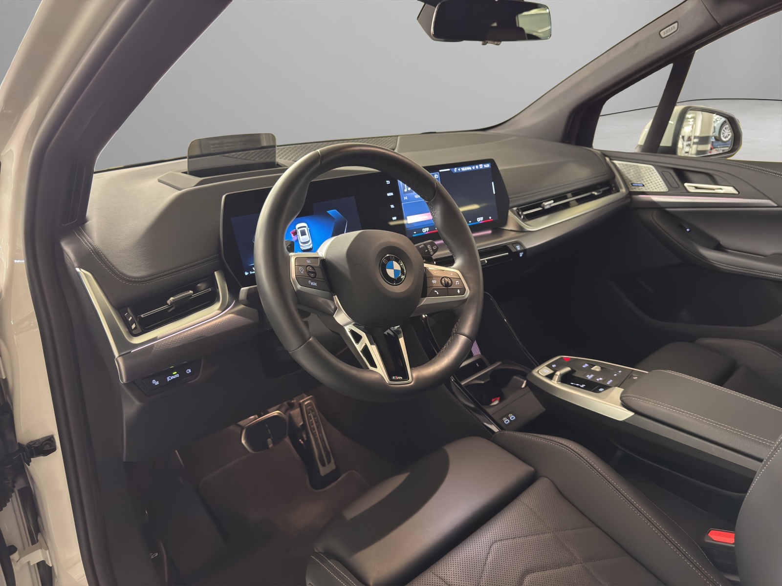 BMW 223d xDrive Active Tourer-image-11