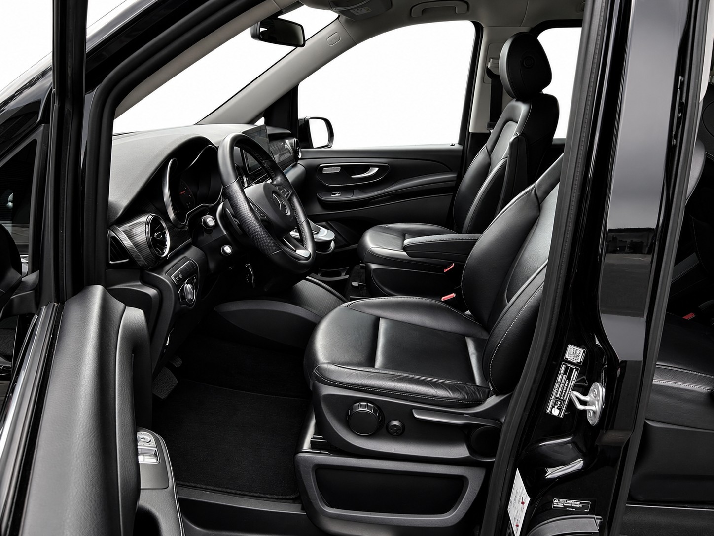 MERCEDES-BENZ V 250 d Avantgarde lang 4matic Van-image-7