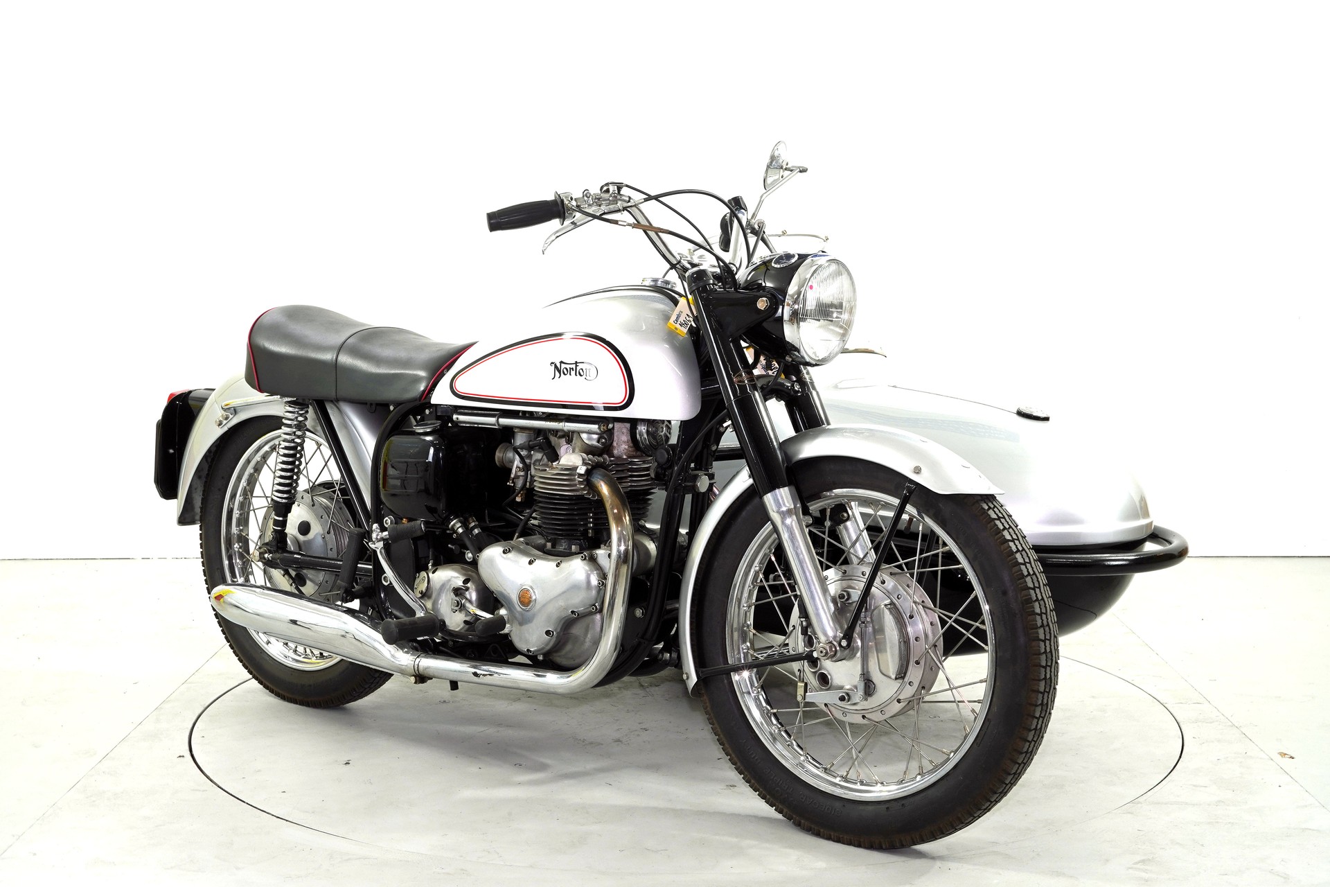 NORTON DOMINATOR 99-showroom-element-1