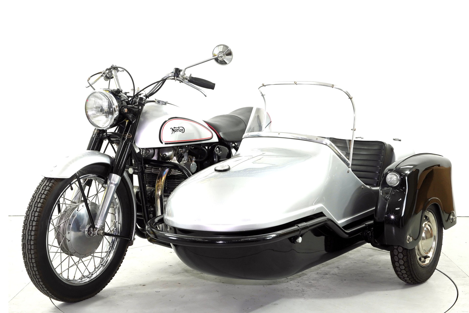 NORTON DOMINATOR 99-showroom-element-2