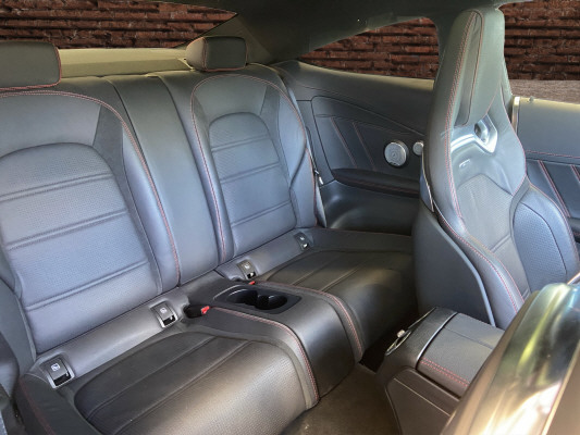MERCEDES-BENZ C 43 AMG 4Matic-image-12