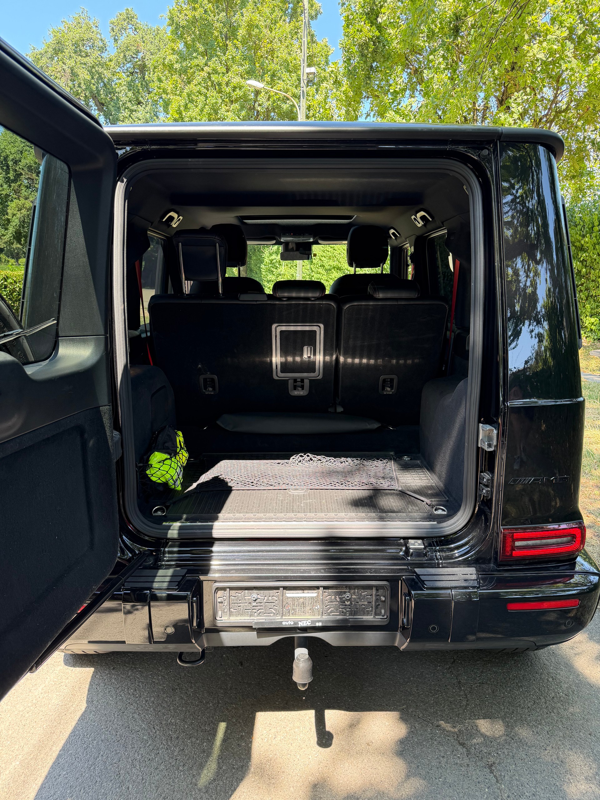 MERCEDES-BENZ G 500 AMG Line 9G-Tronic-image-5