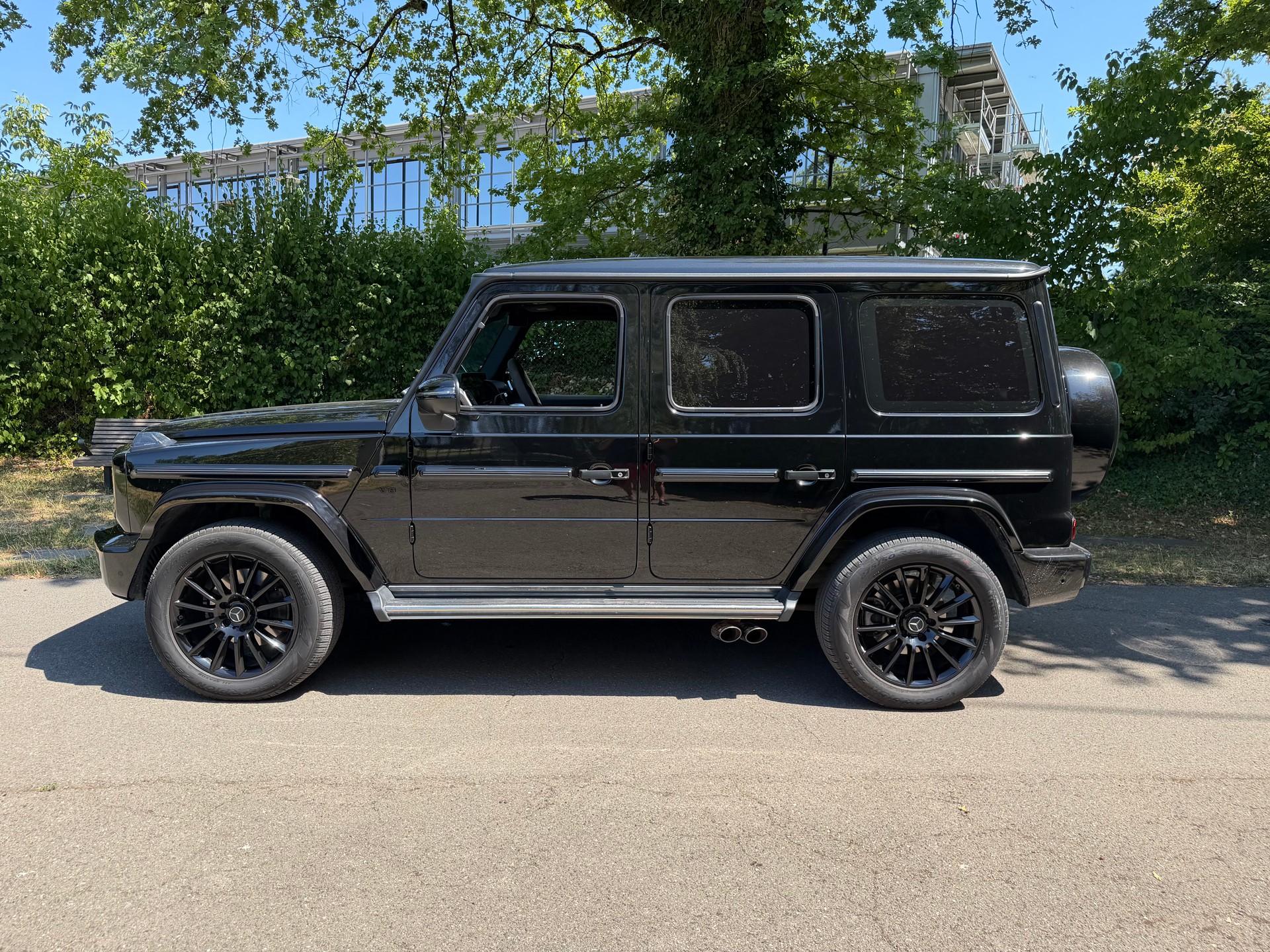 MERCEDES-BENZ G 500 AMG Line 9G-Tronic-image-3
