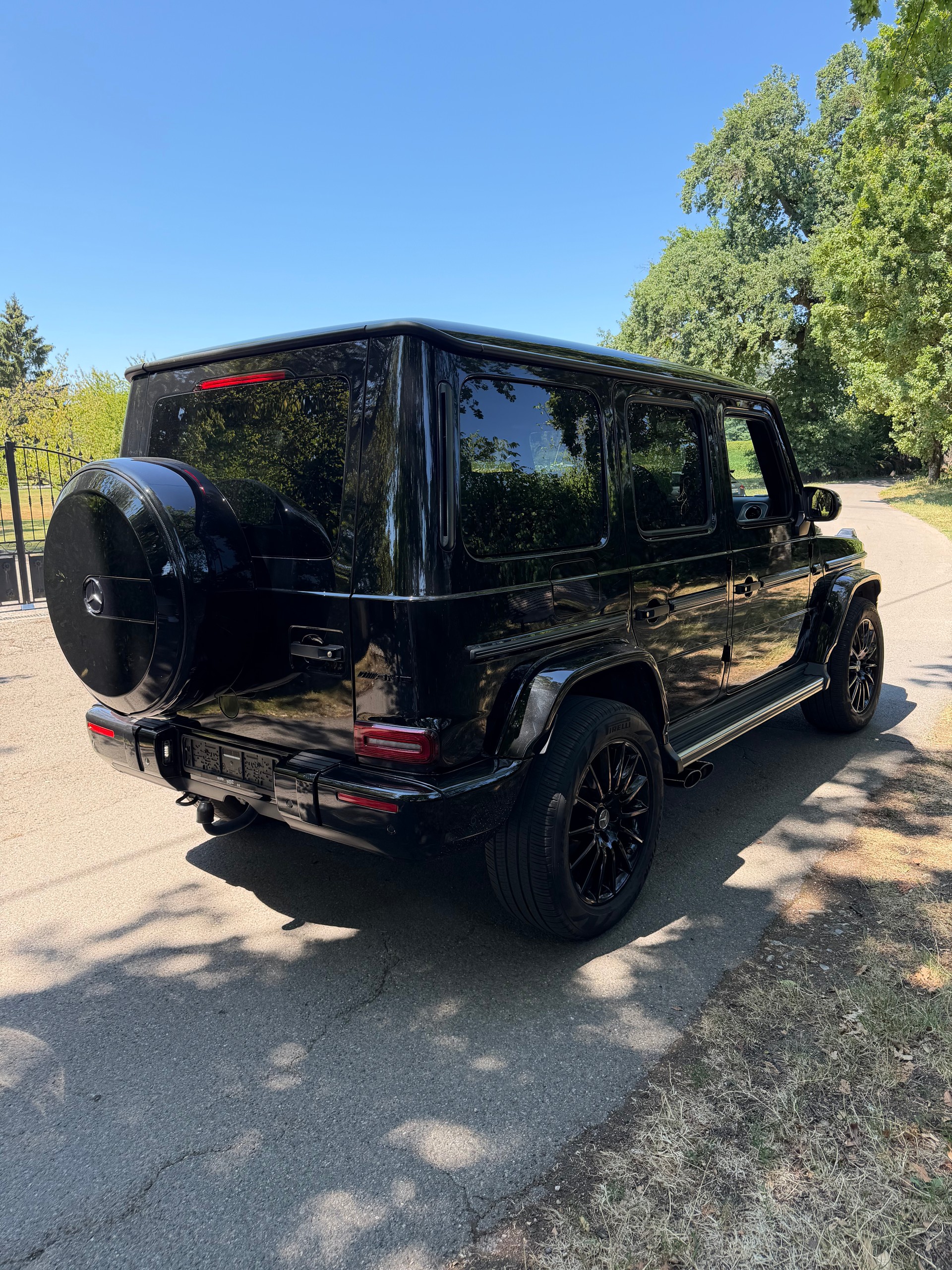 MERCEDES-BENZ G 500 AMG Line 9G-Tronic-image-6