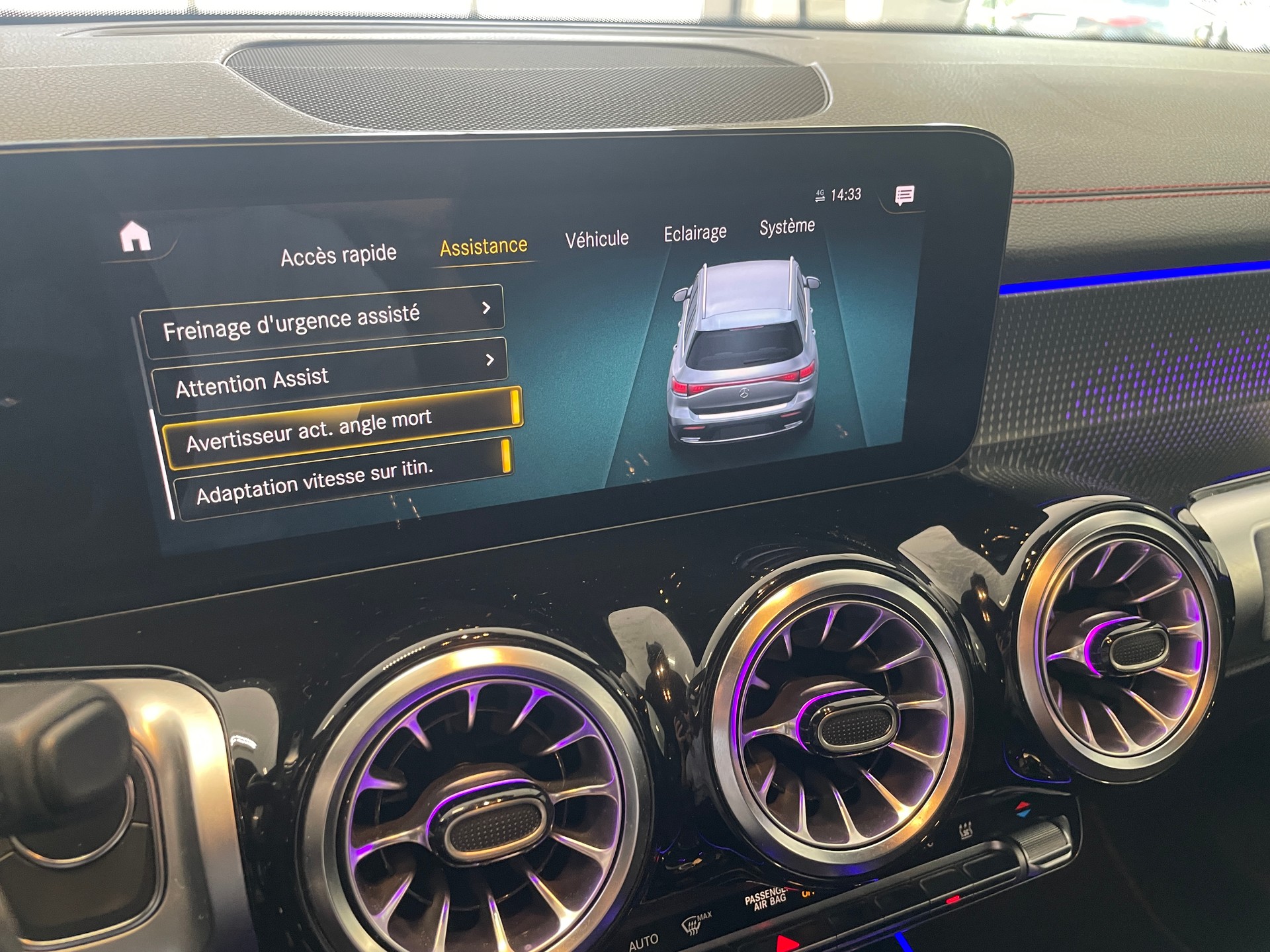 MERCEDES-BENZ EQB 350 AMG Line 4Matic-image-18