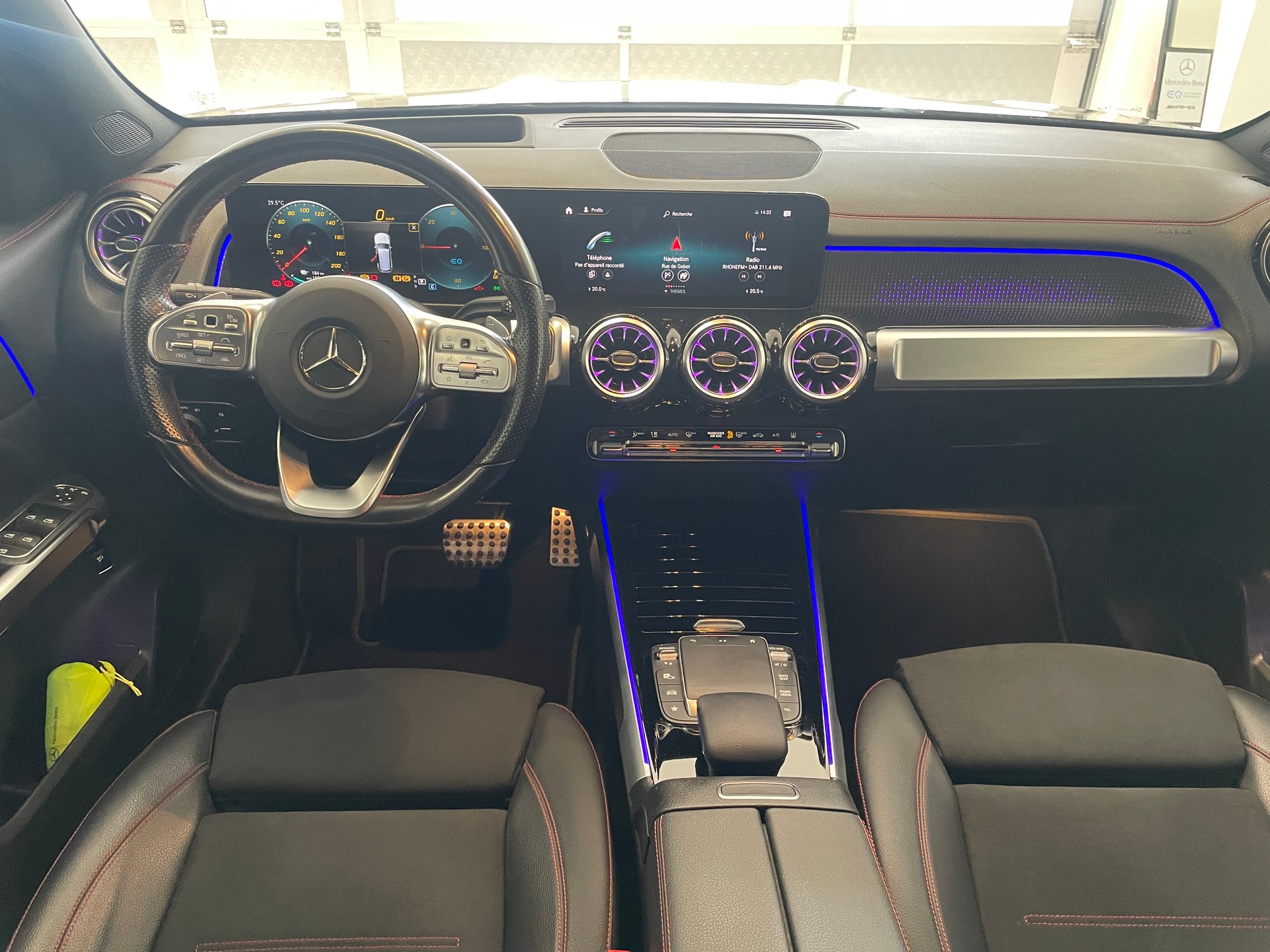 MERCEDES-BENZ EQB 350 AMG Line 4Matic-image-11