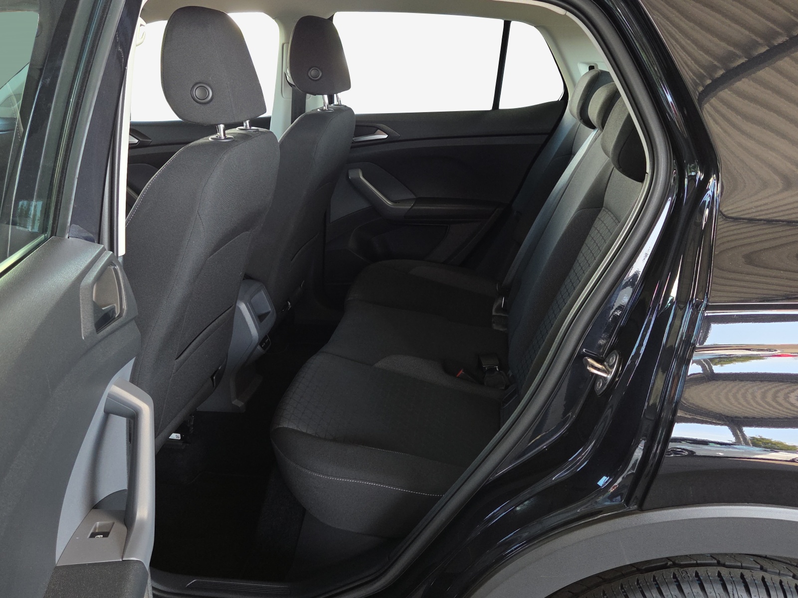 VW T-Cross 1.0 TSI Life DSG-image-11