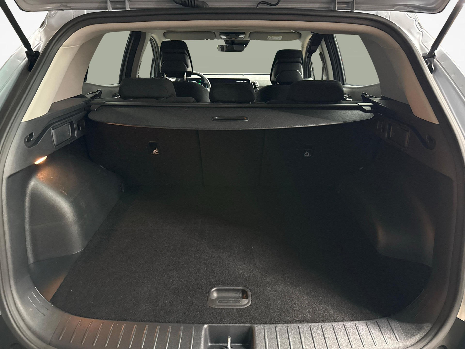 KIA Sportage 1.6 T-GDi PHEV Power Edition-image-12