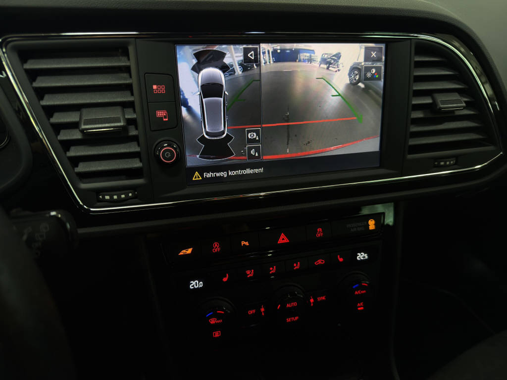SEAT Leon ST 2.0 TSI 300 Cupra 4Drive DSG-image-10