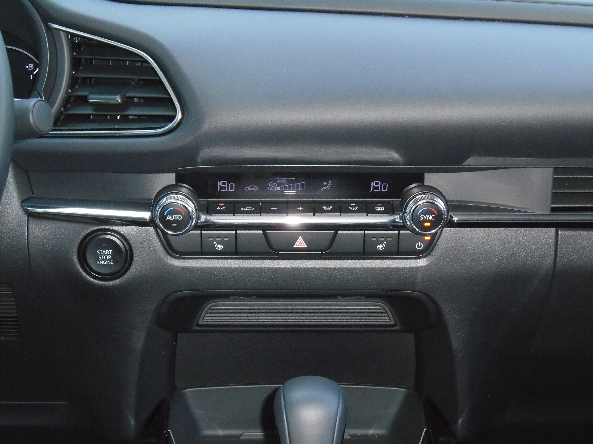 MAZDA CX-30 SKYACTIV-G 140 M Hybrid Homura FWD AT-image-10