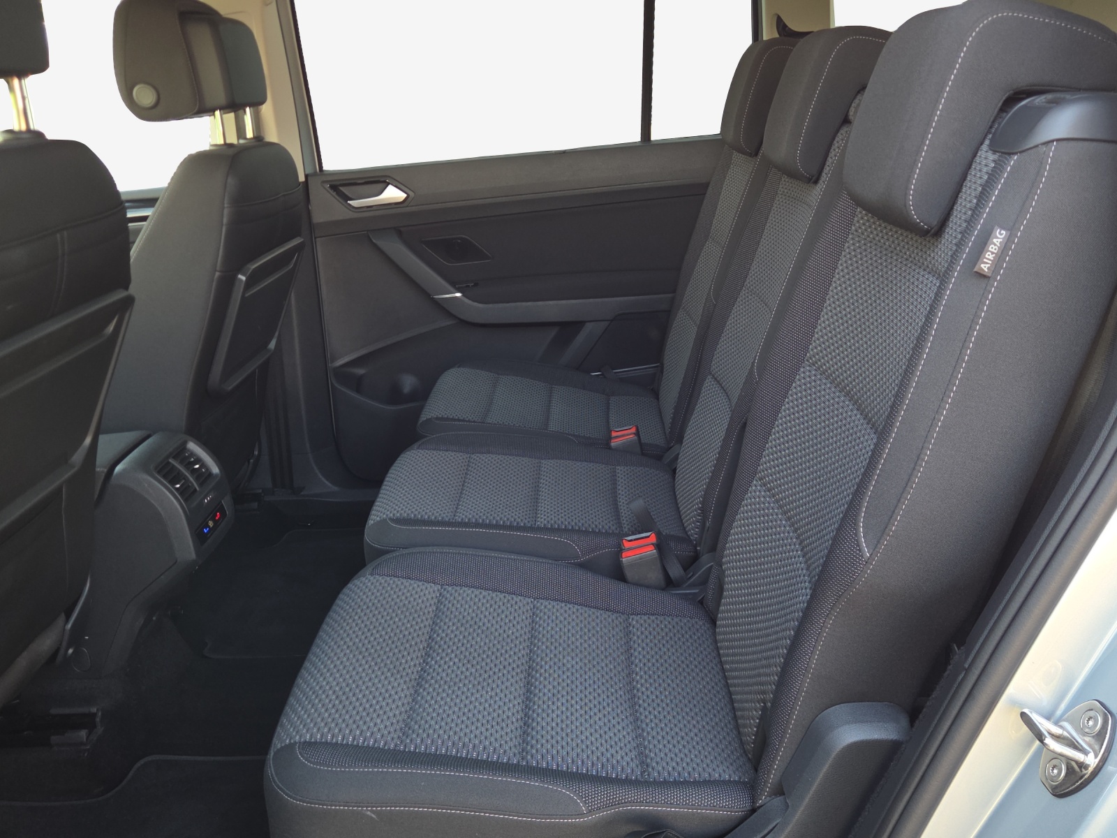 VW Touran 1.5 TSI EVO Comfortline DSG-image-11