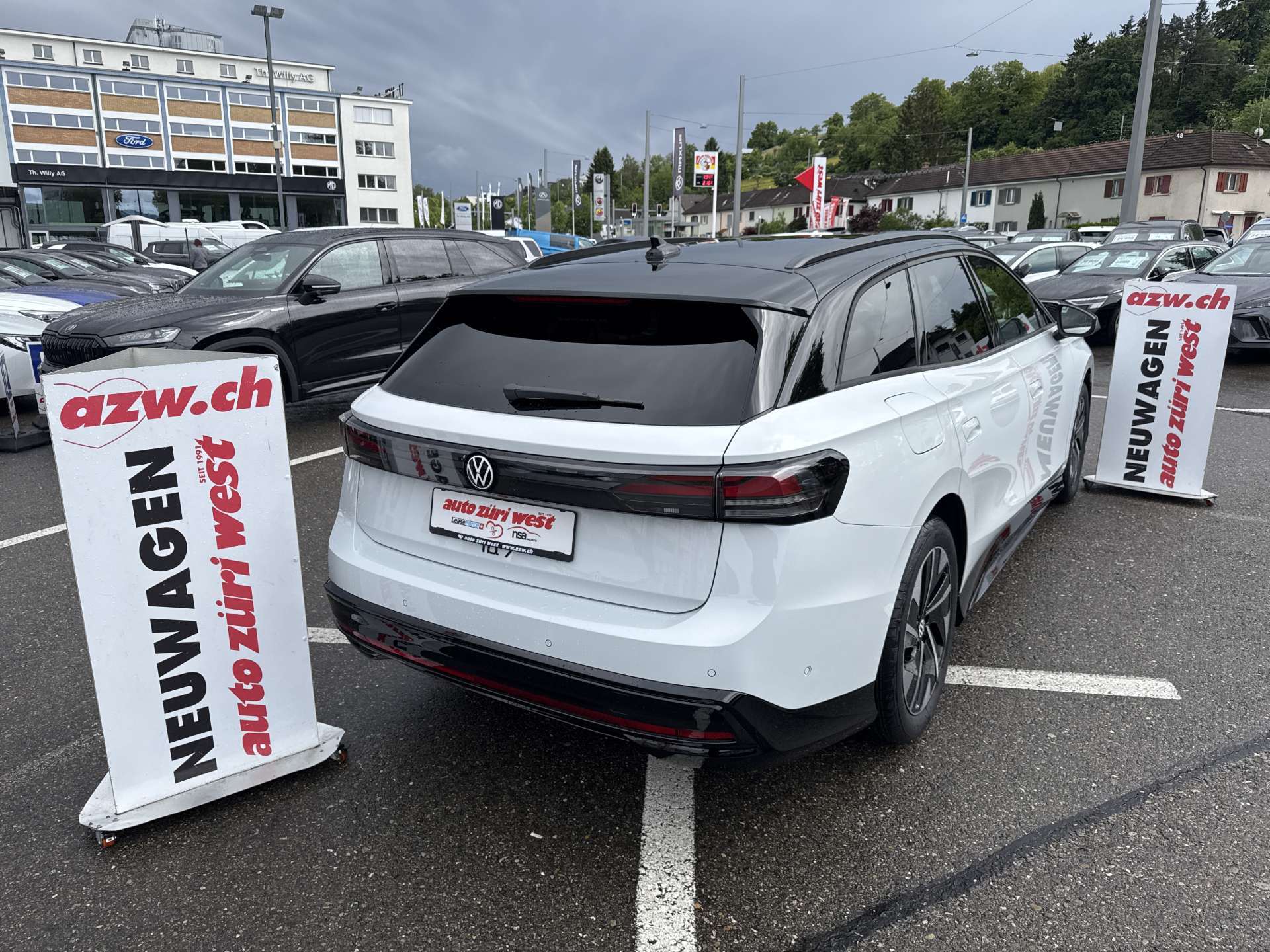 VW ID.7 Tourer Limited Edition 77kWh 285PS Automat-image-2