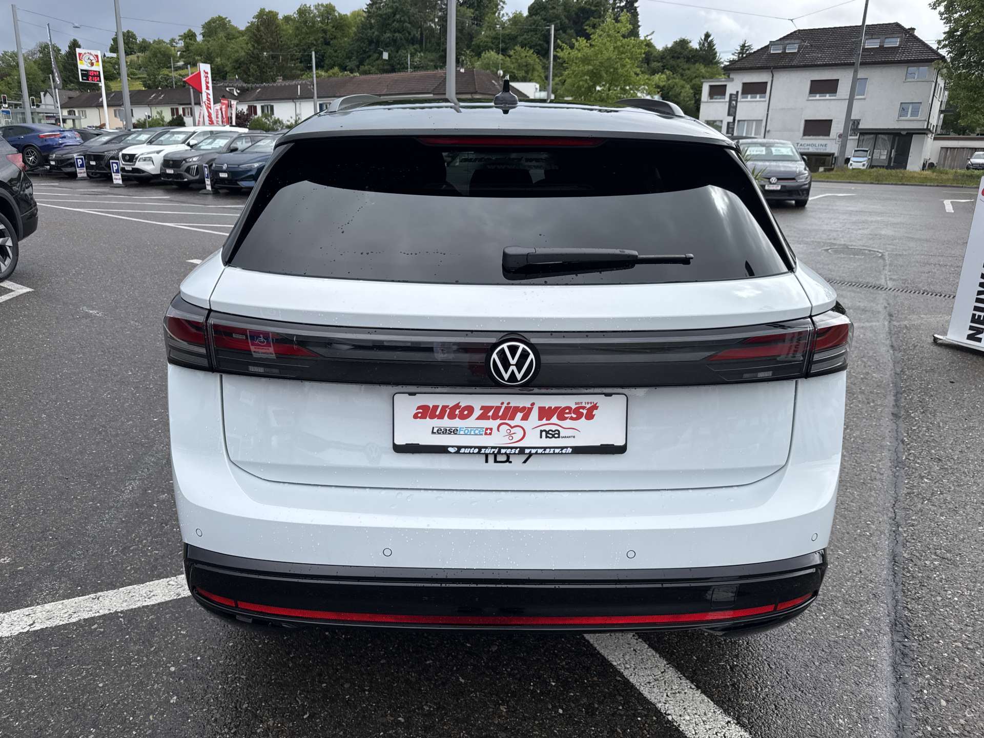 VW ID.7 Tourer Limited Edition 77kWh 285PS Automat-image-13
