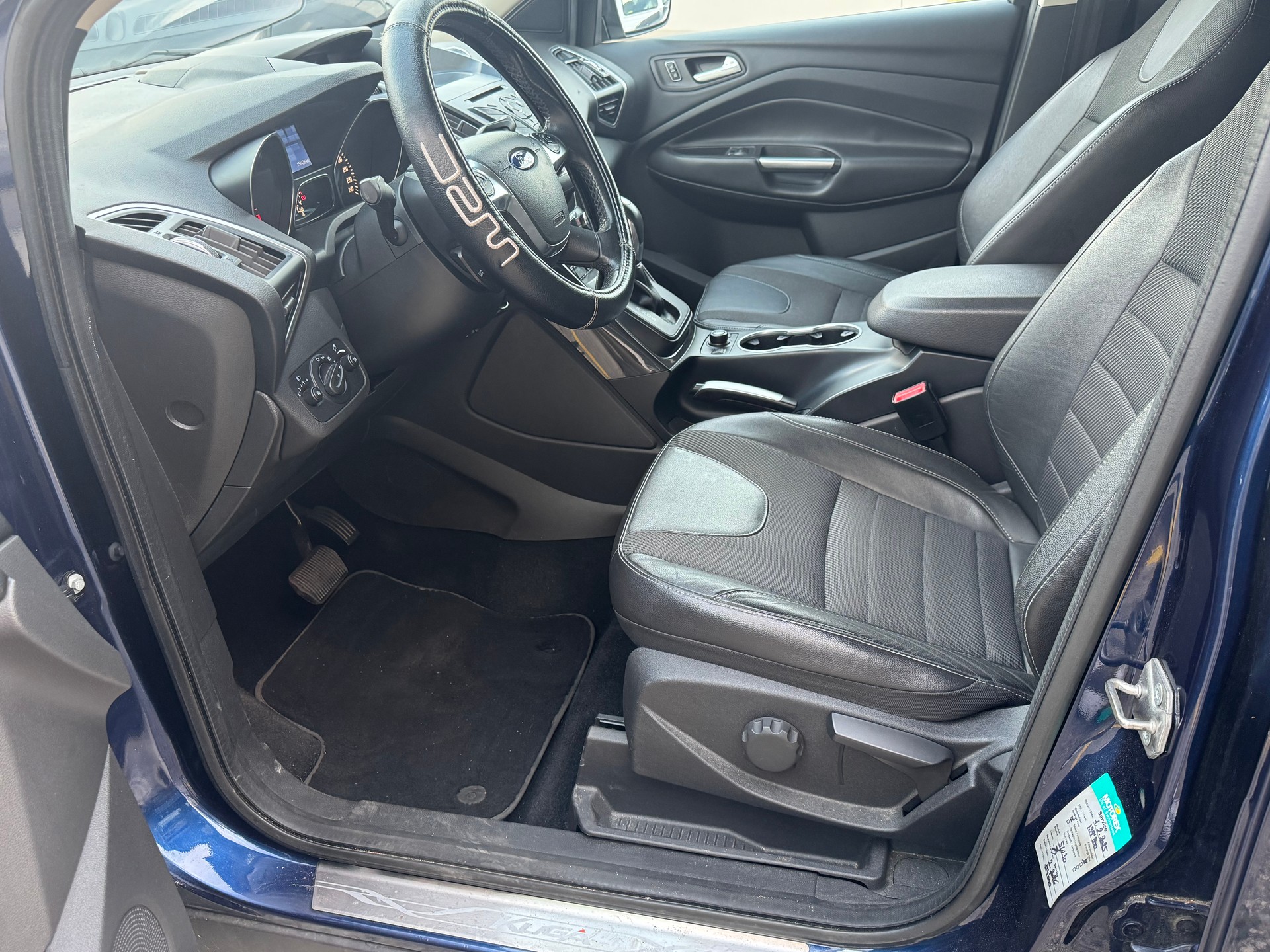 FORD Kuga 1.6 SCTi Titanium 4WD Automatic-image-9