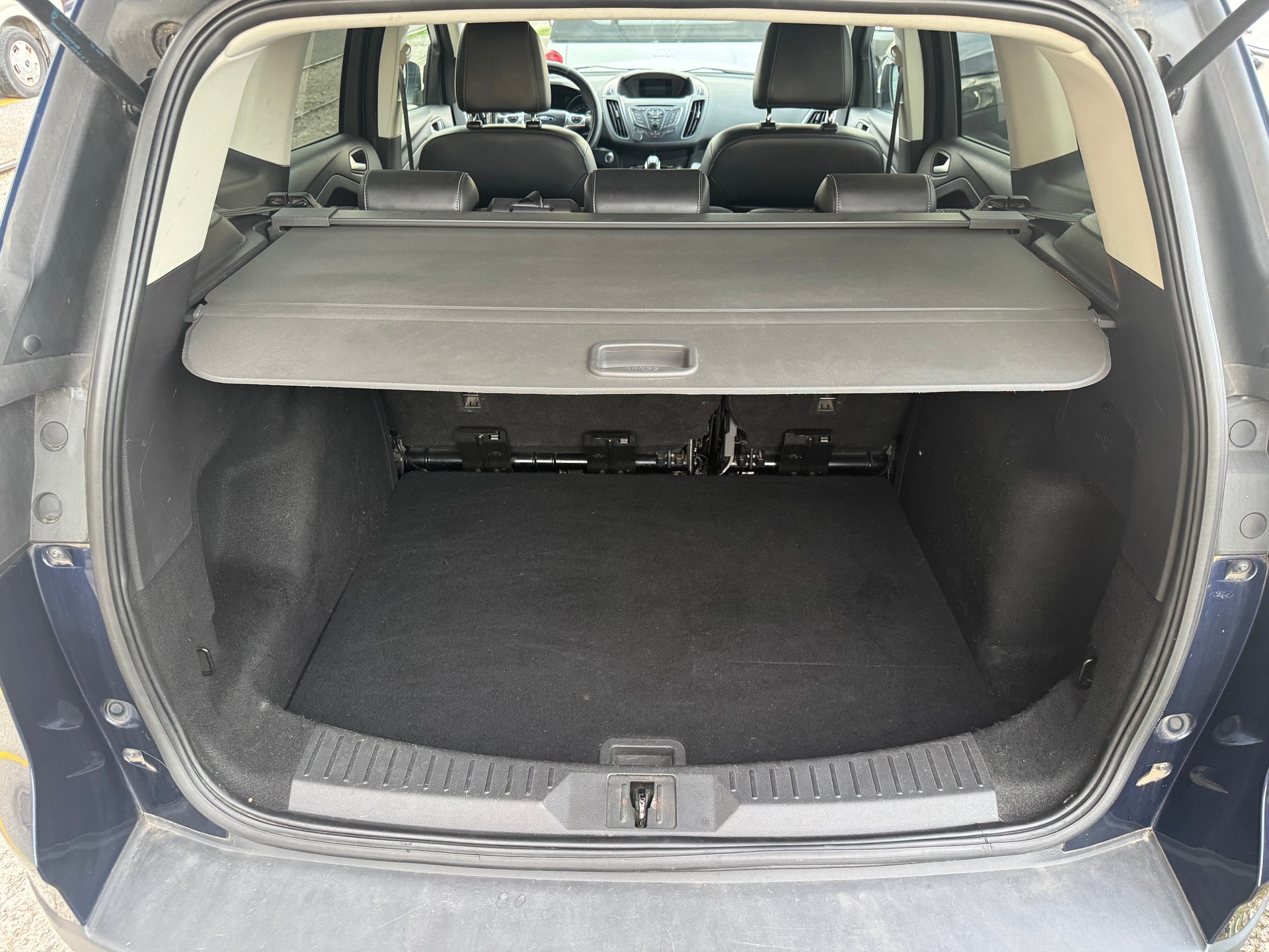 FORD Kuga 1.6 SCTi Titanium 4WD Automatic-image-6